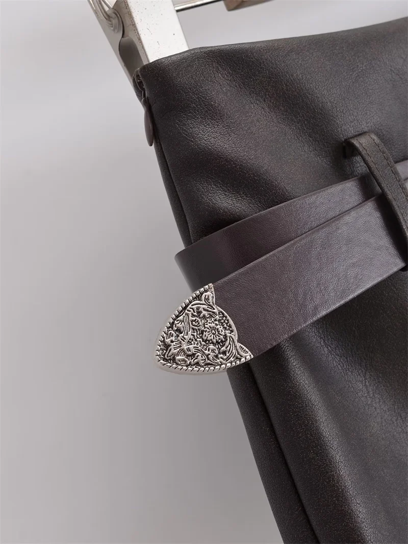 KEYANKETIAN New Launch Women's Faux Leather Skort Fashion Sexy Grunge With Belt Side Zipper Solid Sheath Mini Skirt Female