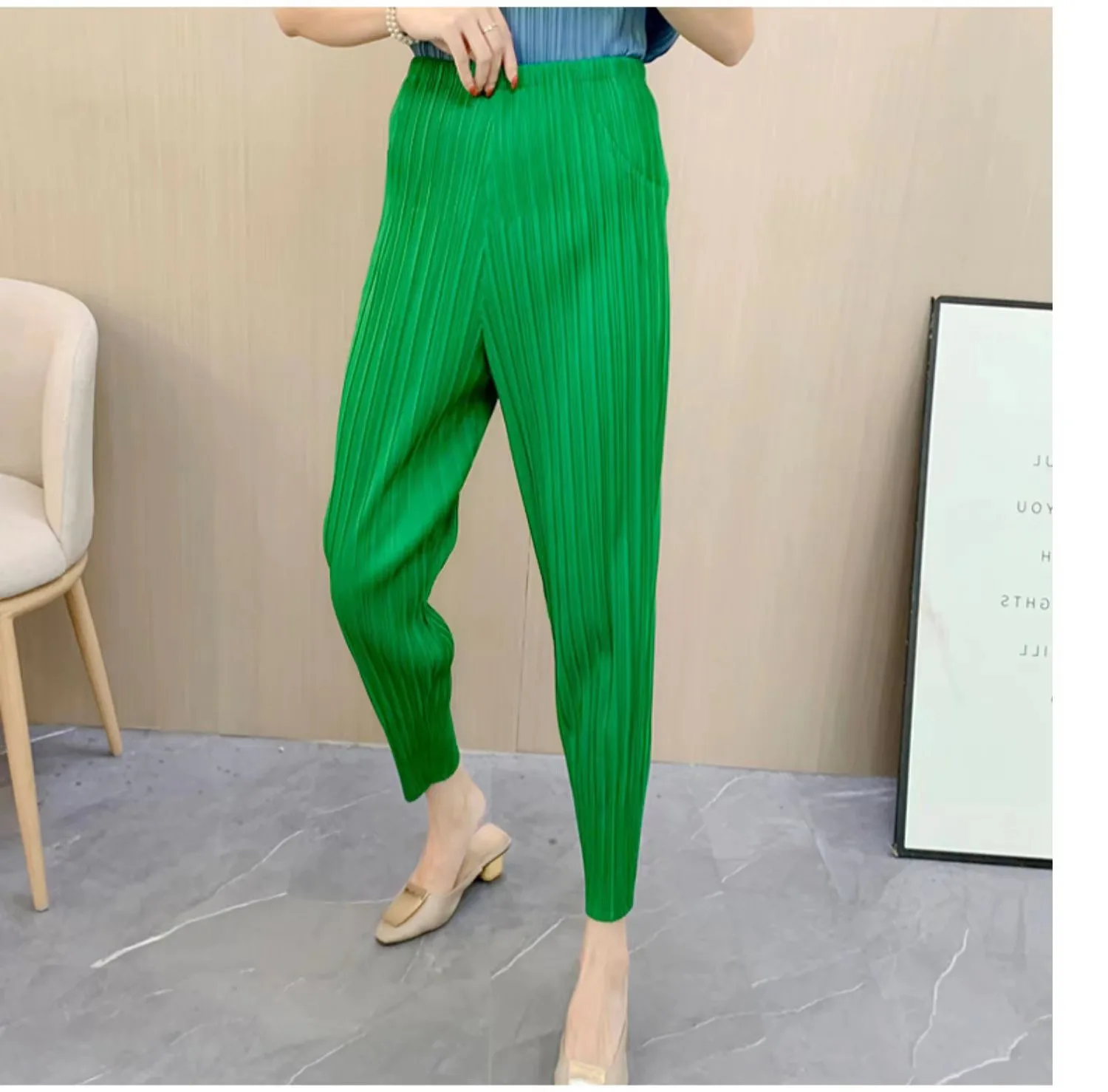 Miyake Fashion Classic Versatile Carrot Pants Loose High Elasticity Folded Small Legged Haren Pants for Women