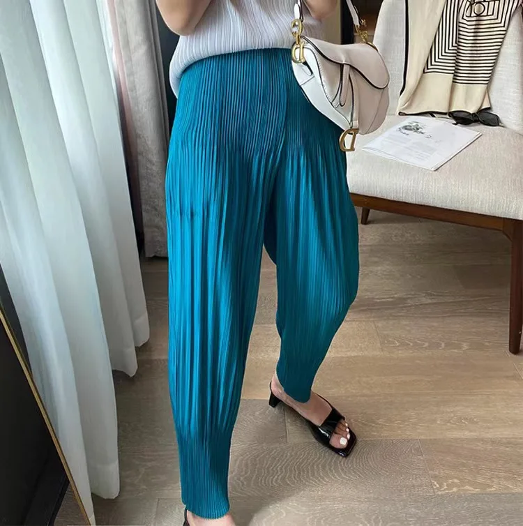 Miyake Fashion Classic Versatile Carrot Pants Loose High Elasticity Folded Small Legged Haren Pants for Women