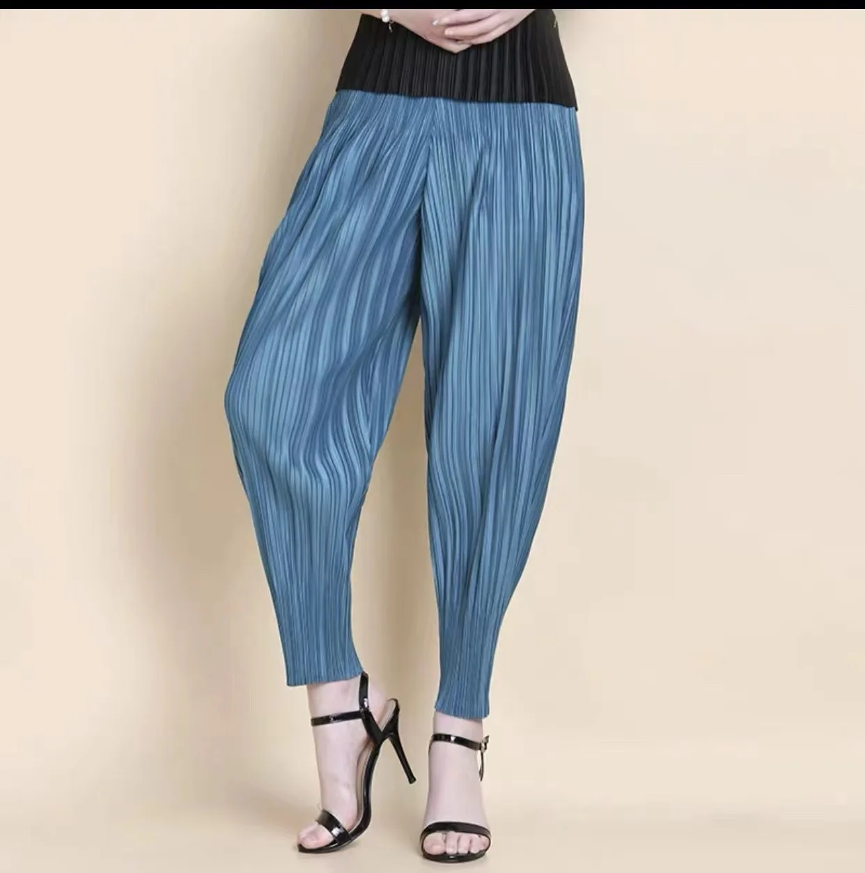 Miyake Fashion Classic Versatile Carrot Pants Loose High Elasticity Folded Small Legged Haren Pants for Women