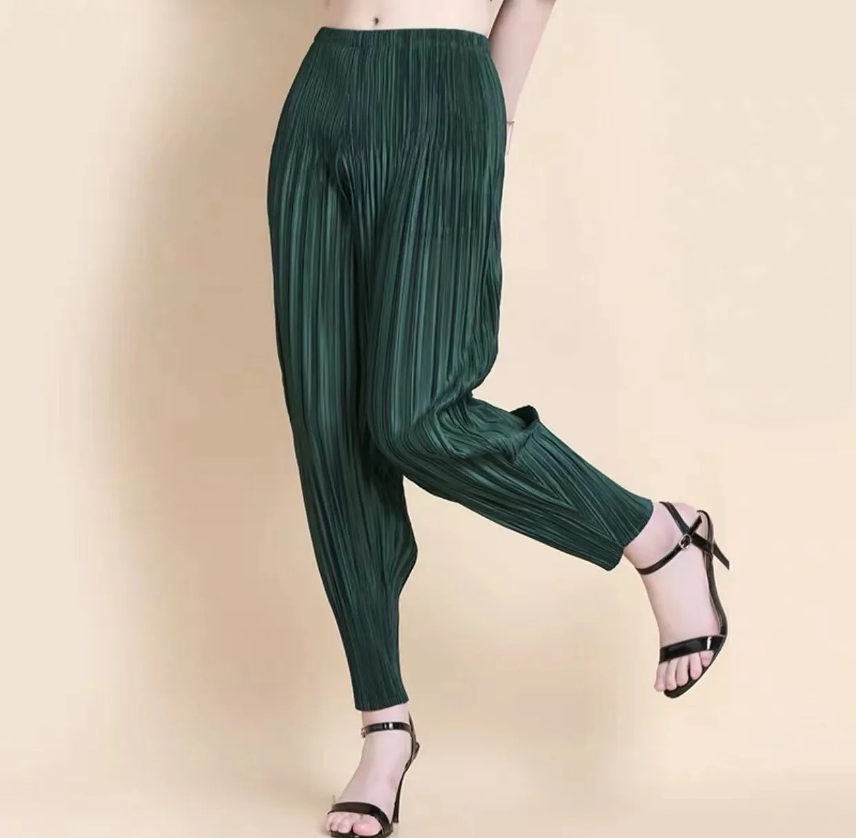 Miyake Fashion Classic Versatile Carrot Pants Loose High Elasticity Folded Small Legged Haren Pants for Women