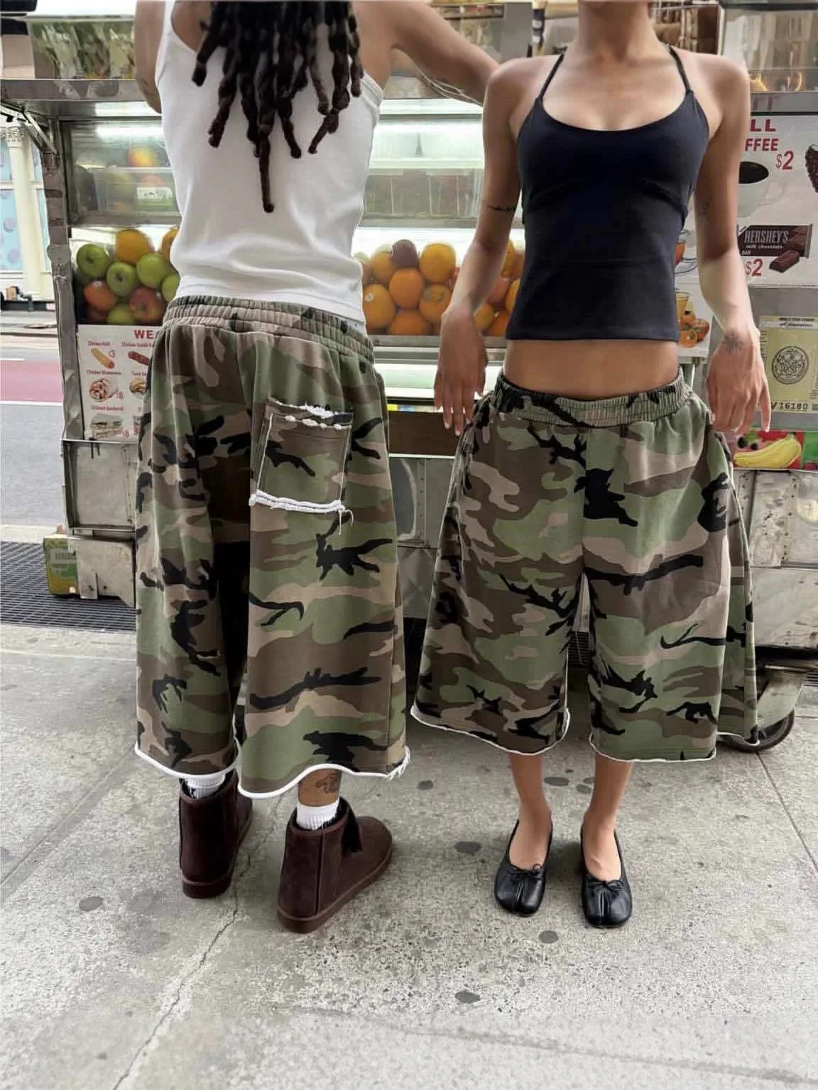 STYLISH LADY Retro Camo Print Loose Sweatpants Shorts 2026 Summer Women Hip Hop Distressed Raw Hem Casual Streetwear Capri Pants