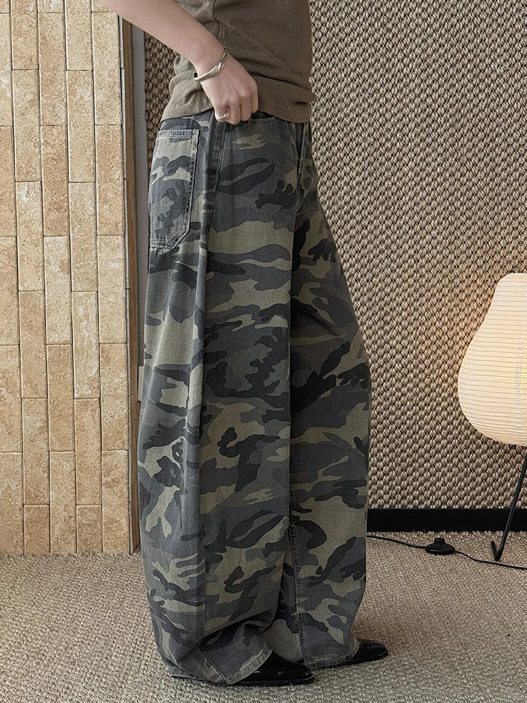 [EAM] High Waist Camouflage Vintage Long Denim Casual Wide Leg Pants New Trousers Women Fashion Tide Spring Autumn 2026 1DJ5946
