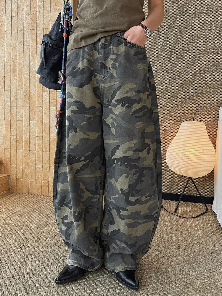 [EAM] High Waist Camouflage Vintage Long Denim Casual Wide Leg Pants New Trousers Women Fashion Tide Spring Autumn 2026 1DJ5946