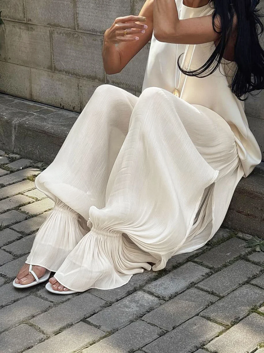 Women White Y2K Baggy Balloon Pants Bubble Pleated Oversized Bloomers Wide Leg Pants Vintage Streetwear Daily Fashion Versatile