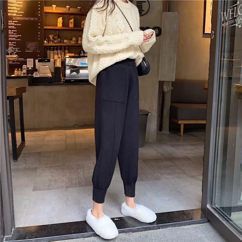 Women pants autumn and winter black casual knitted pants loose elastic spring and autumn nine points Harlan radish pencil pants