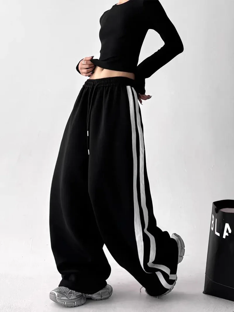 Y2K Vintage Striped Sweatpants Women Streetwear American Hip Hop Loose Pants Retro High Waist Casual Lace Up Spring Bf Trousers