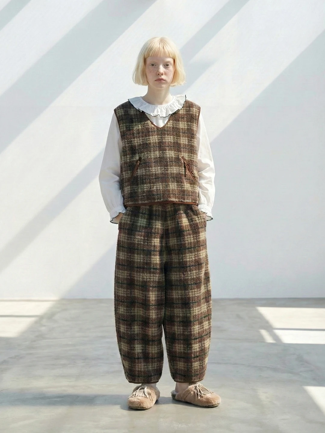 imakokoni Brown Vintage Plaid Elastic Waist Carrot Pants Women's Pants Warm Casual Female Clothing for Women