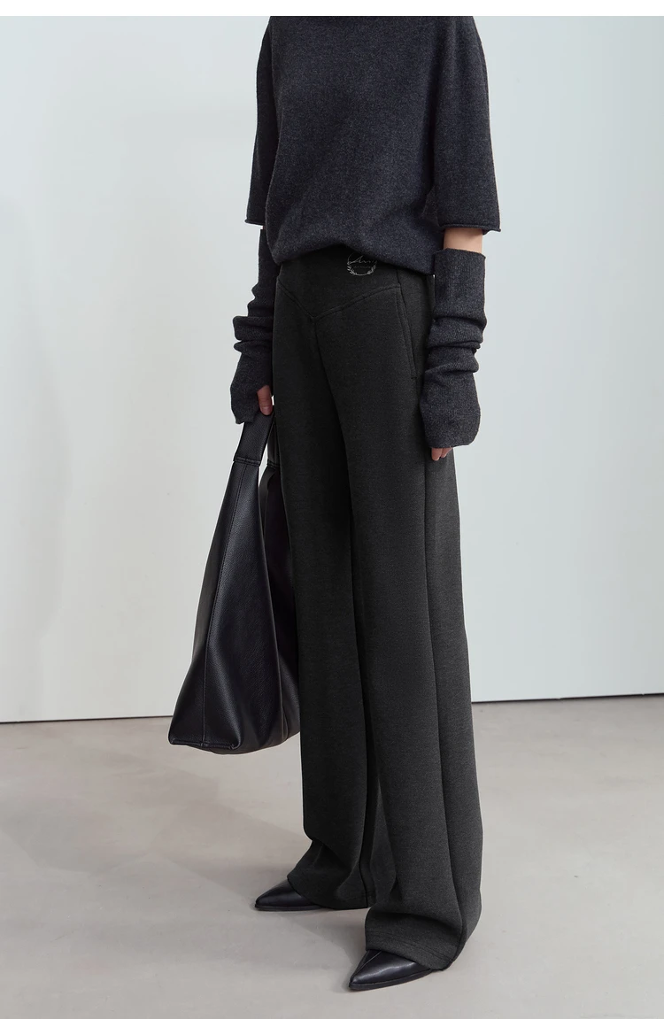 AMII Minimalist 2024 Winter Women's Garland Letter Embroidered Polished High-waisted Micro-flared Pants Casual Trousers 12424076