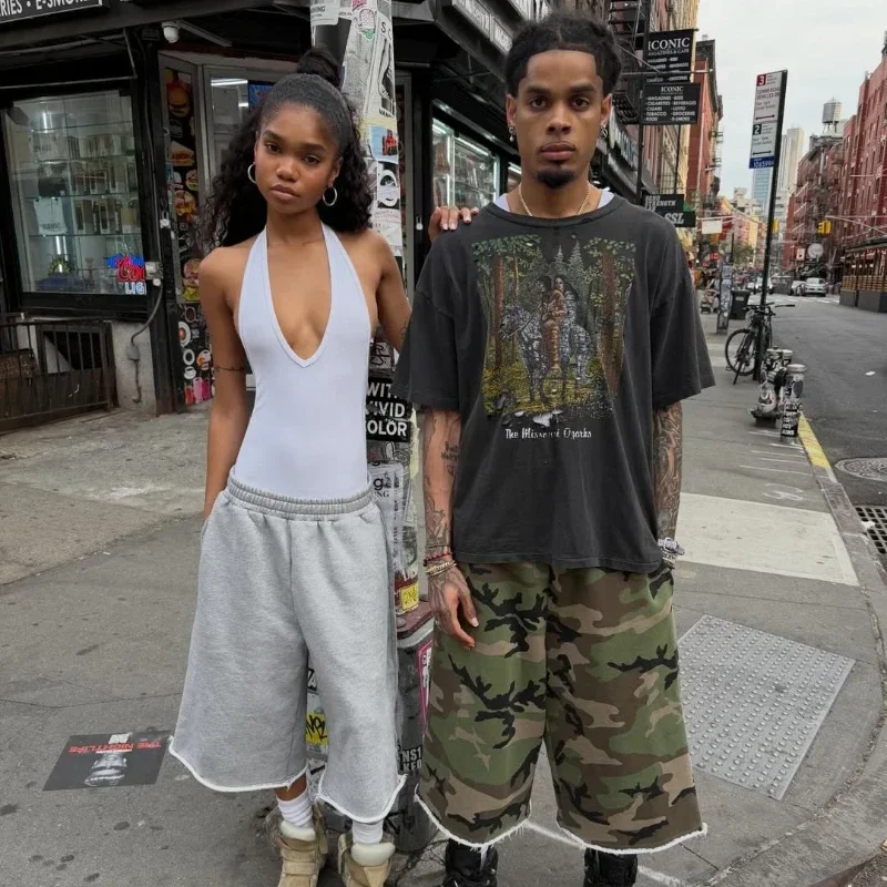 Unisex Men Women Casual Retro Y2K Camo Camouflage Print Wide Leg Pocket Burr Sweatshorts Hip Hop Harajuku Streetwear Shorts Jean