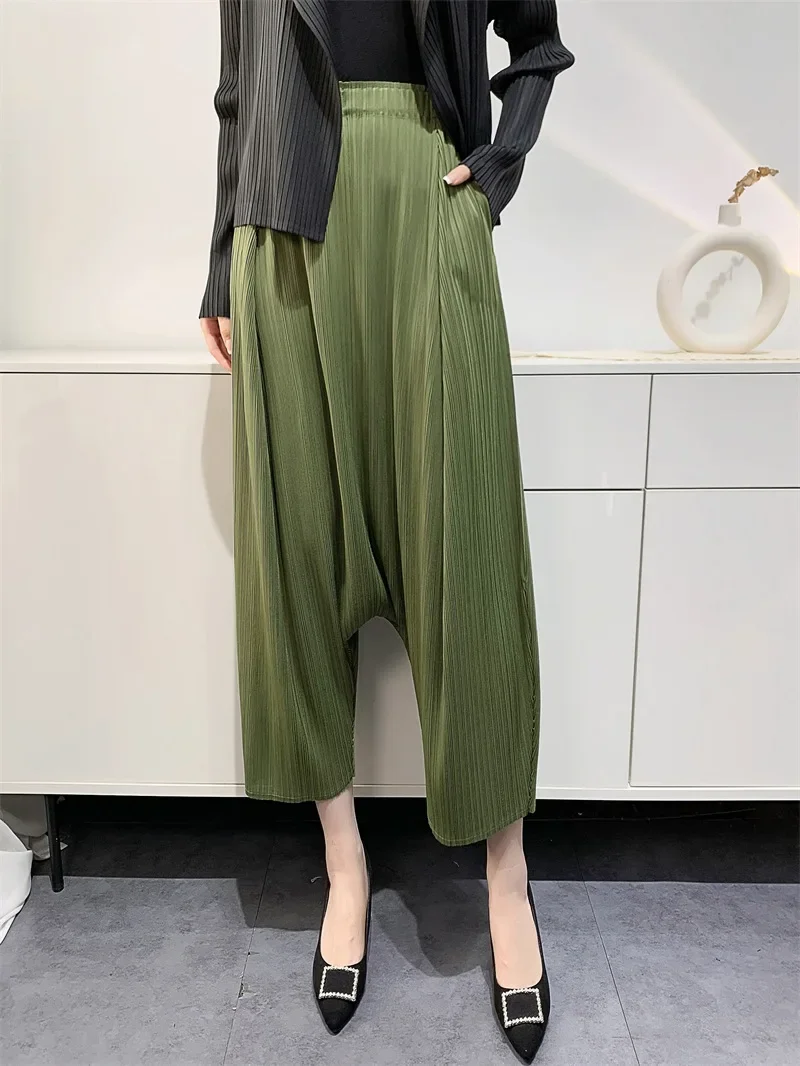 YUDX Pleated Wide Leg Pants Loose Niche Design Women High Waist New Spring 2024 Solid Color Spliced Pockets Trousers