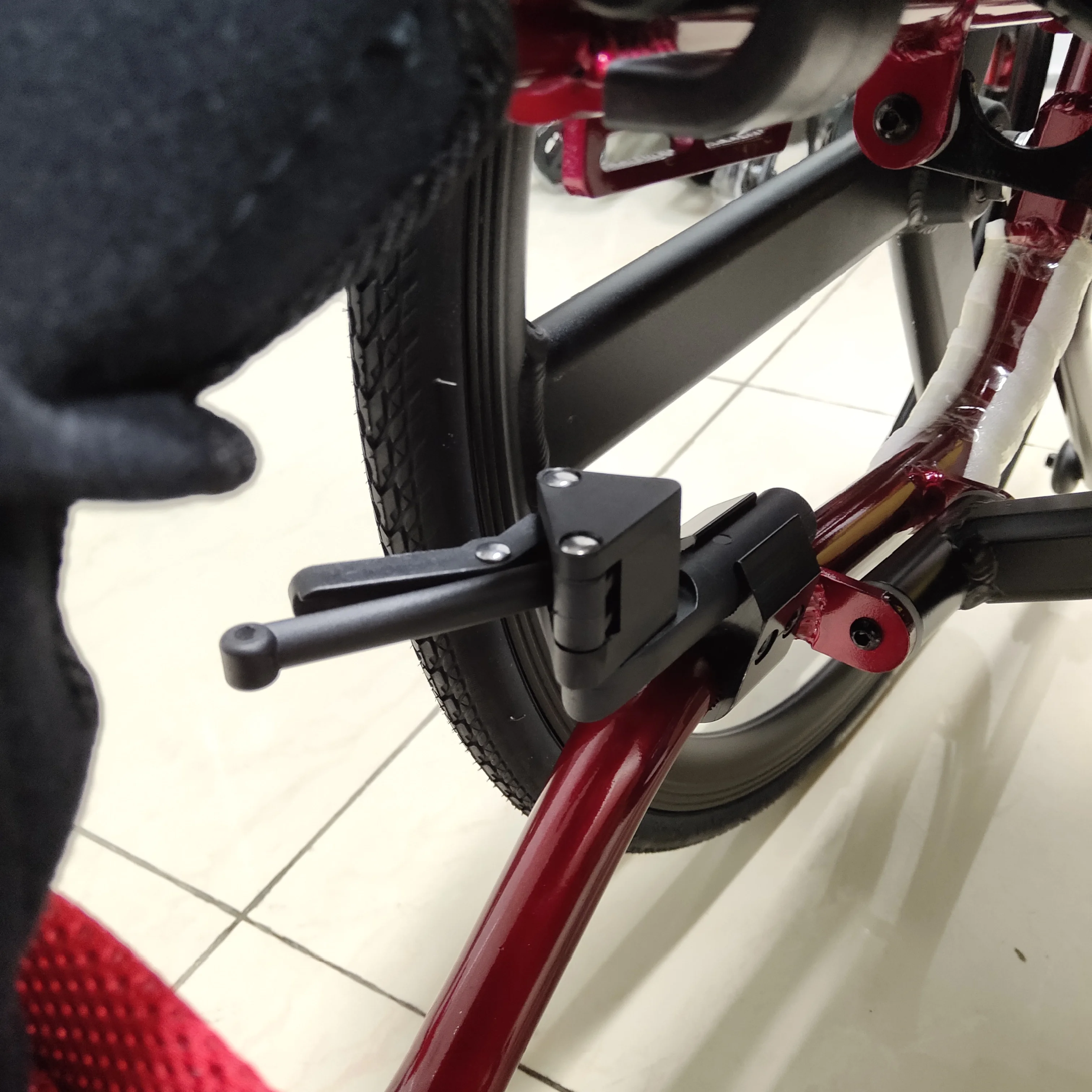 Sports wheelchair brake accessories suitable for Weizhiqun wheelchair scissor brake/lateral brake sports wheelchair brake