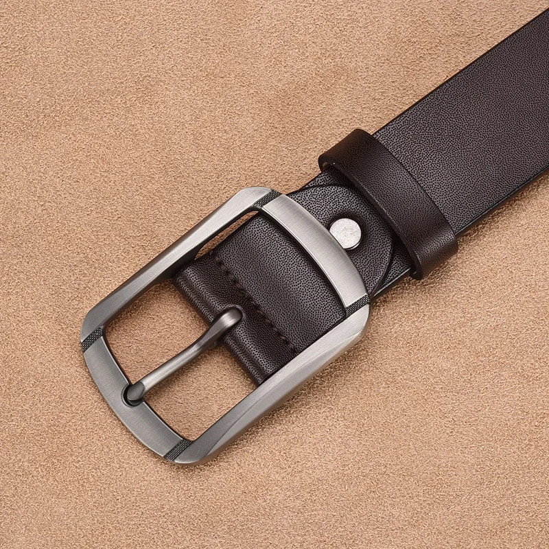 Fashionable Men's Square Alloy Pin Buckle PU Belt Suitable for Jeans Casual Pants Fashionable Men's Retro Business Belt