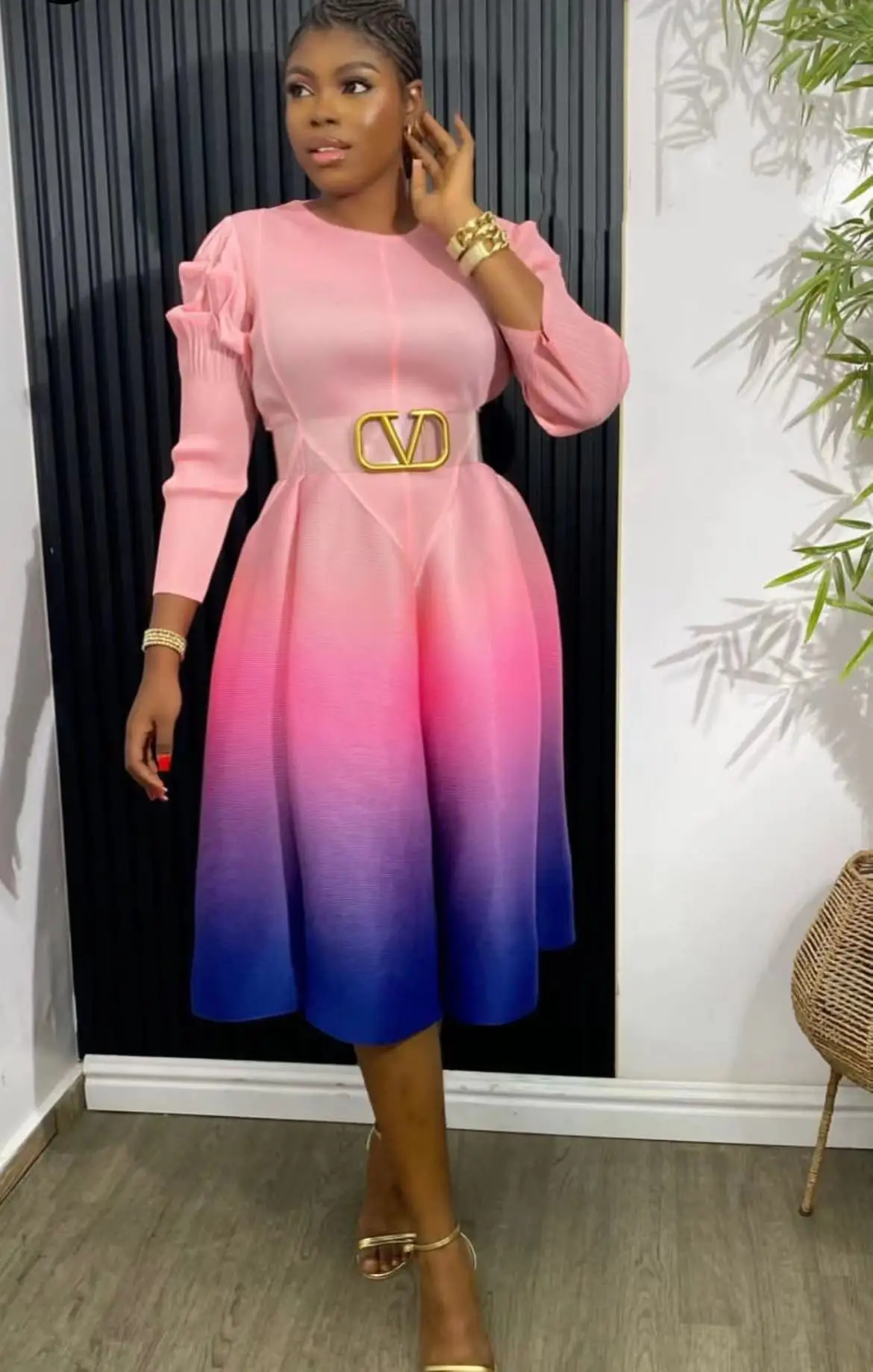 2024 Miyake Dress New Three House Pleated Loose Round Neck Long Sleeved Tapered Hem Fluffy Vestid  Women De Fiesta Pedreriaos