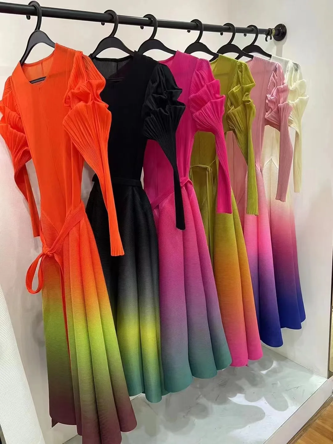 2024 Miyake Dress New Three House Pleated Loose Round Neck Long Sleeved Tapered Hem Fluffy Vestid  Women De Fiesta Pedreriaos