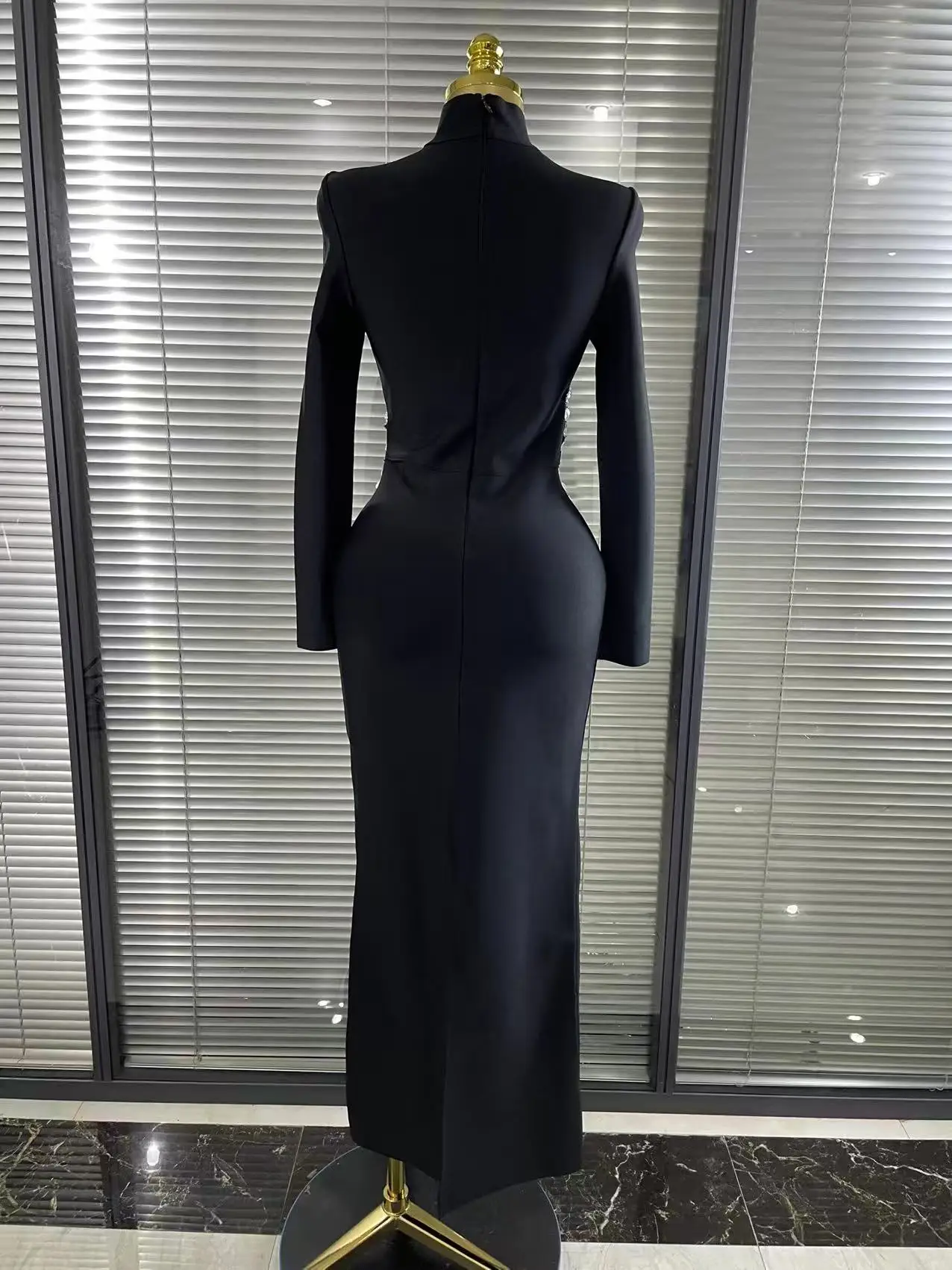 Sparkly Crystals Women Long Sleeve Sexy Bodycon Long Bandage Dress Evening Party Elegant Red Carpet Birthday Fashion Outfit