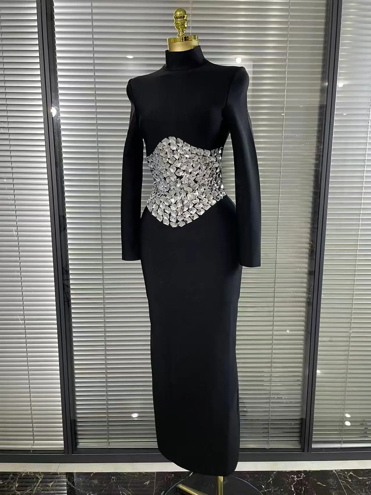 Sparkly Crystals Women Long Sleeve Sexy Bodycon Long Bandage Dress Evening Party Elegant Red Carpet Birthday Fashion Outfit