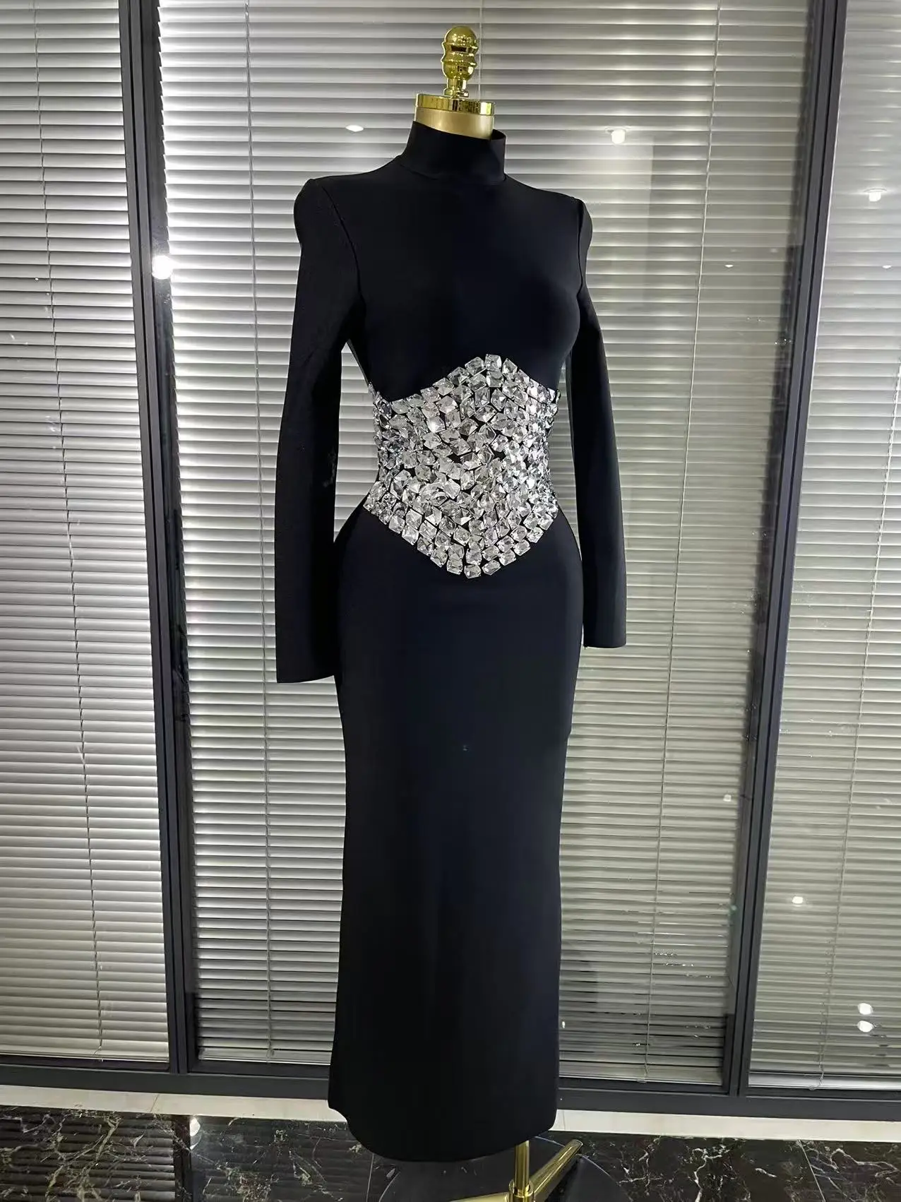Sparkly Crystals Women Long Sleeve Sexy Bodycon Long Bandage Dress Evening Party Elegant Red Carpet Birthday Fashion Outfit