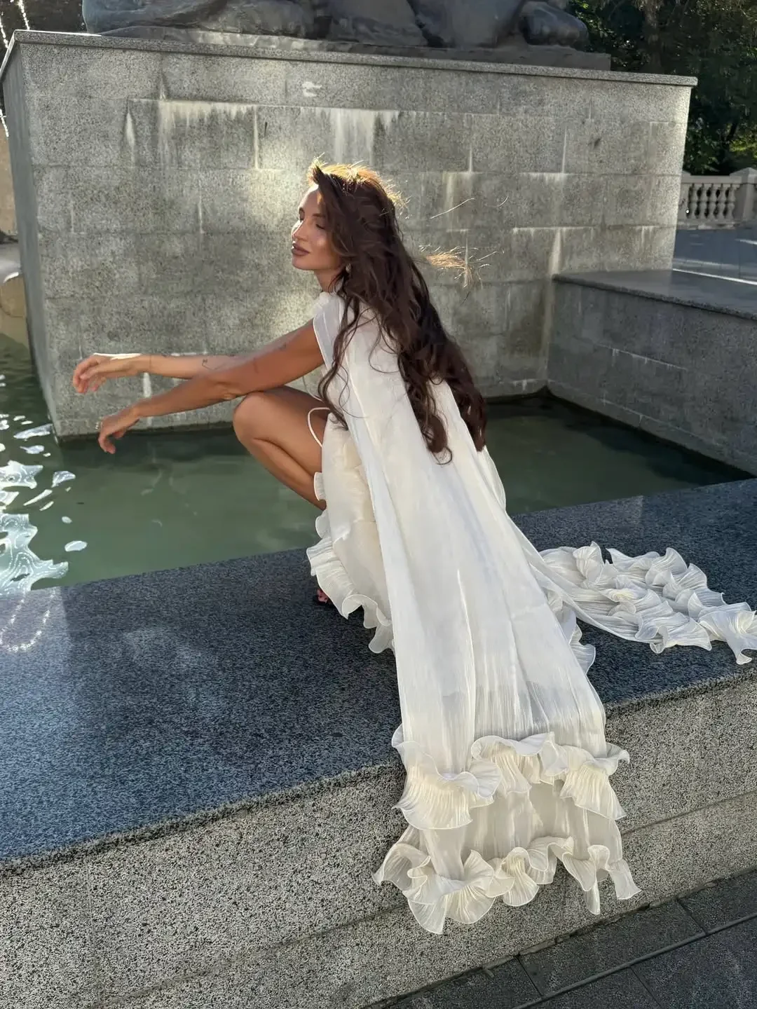 Ivory Sleeveless Ruffled Hem Maxi Dress Women Flowy Solid Cloak Long 2026 Spring Summer Fashion Vacation Leisure Lady Vestidos