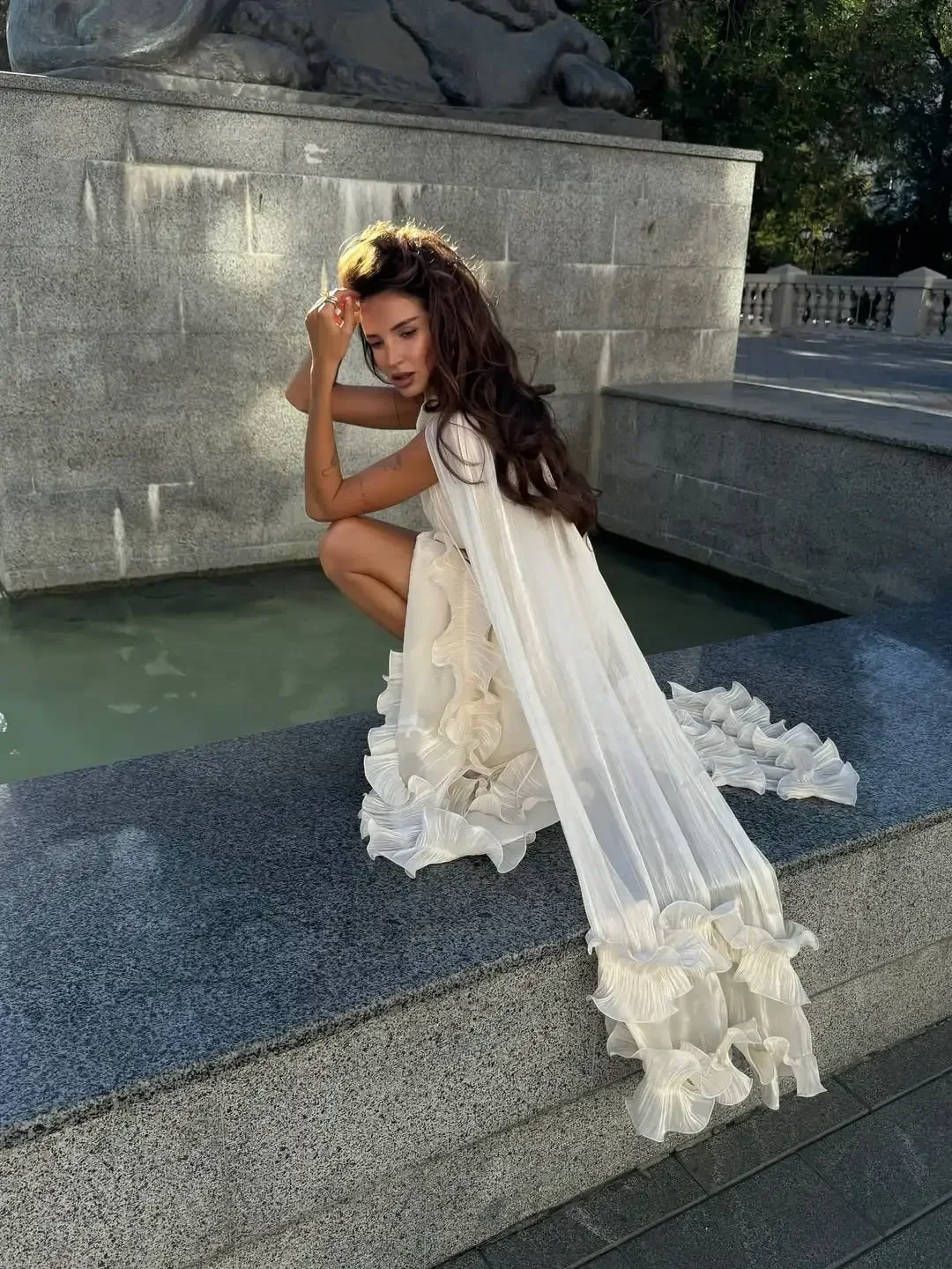 Ivory Sleeveless Ruffled Hem Maxi Dress Women Flowy Solid Cloak Long 2026 Spring Summer Fashion Vacation Leisure Lady Vestidos