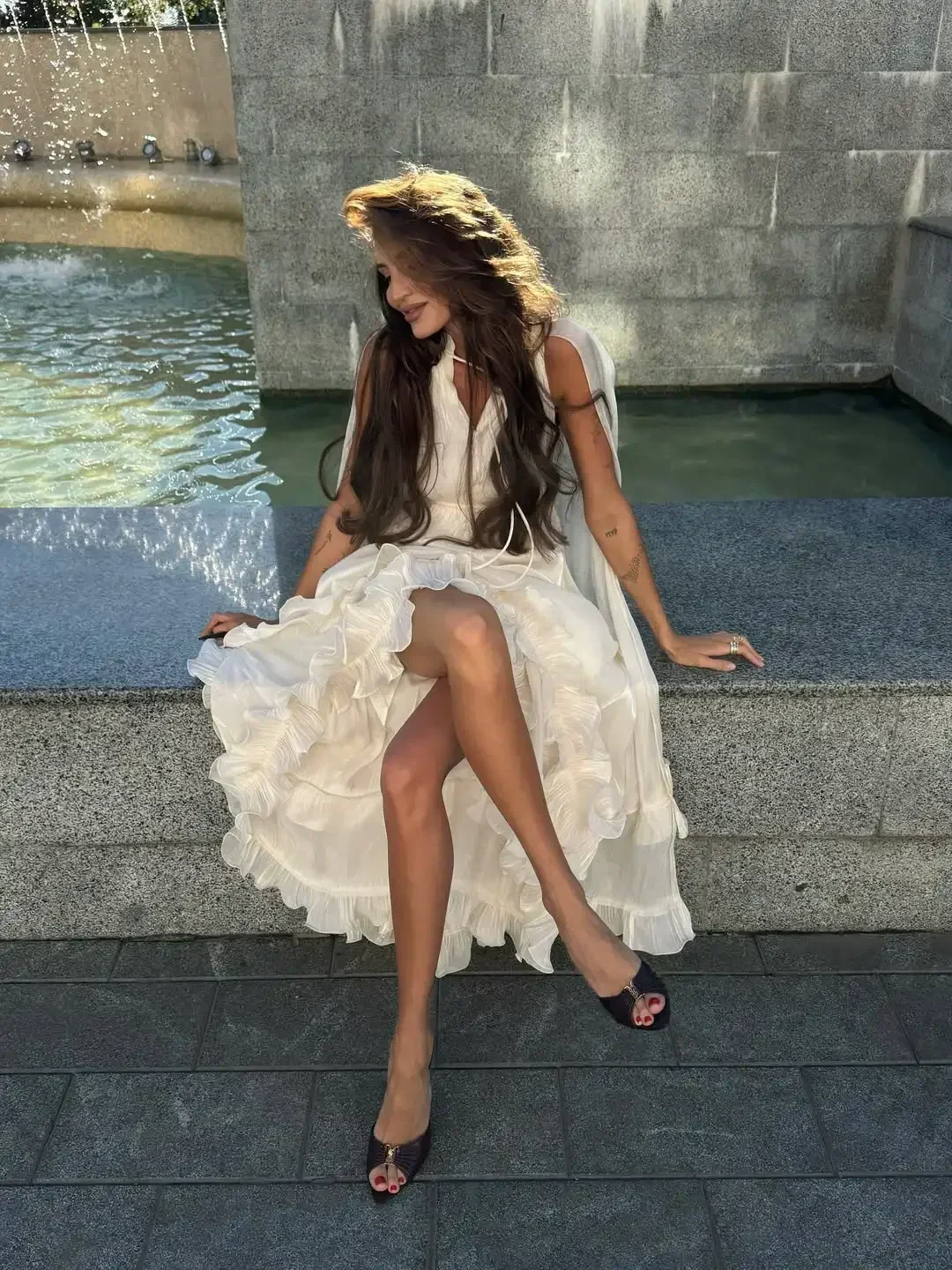 Ivory Sleeveless Ruffled Hem Maxi Dress Women Flowy Solid Cloak Long 2026 Spring Summer Fashion Vacation Leisure Lady Vestidos