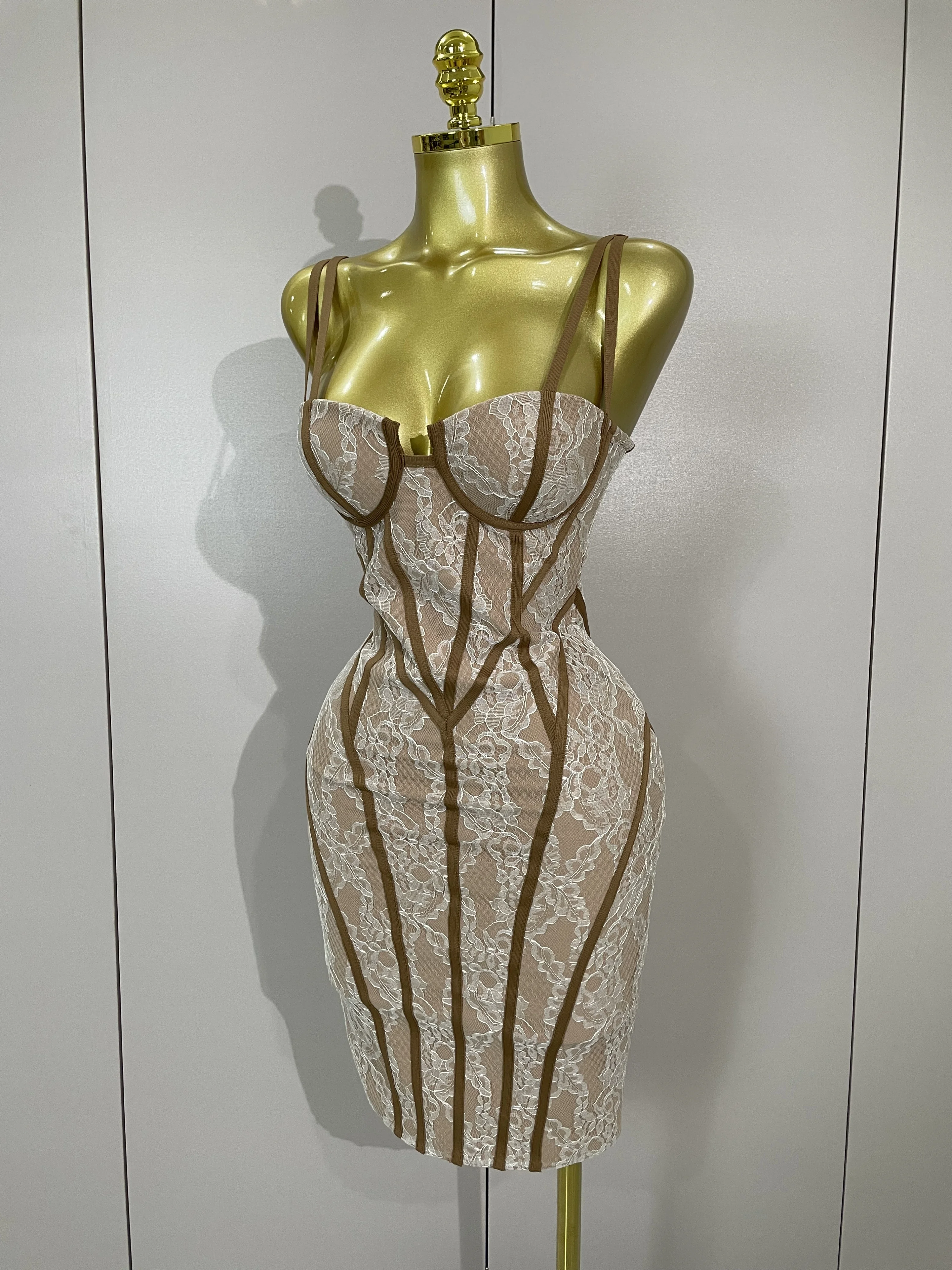 2025 New Women's Party Dress Original Design Camisole Lace Backless Evening Party Birthday Gowns Night Club Show Wear Vestido