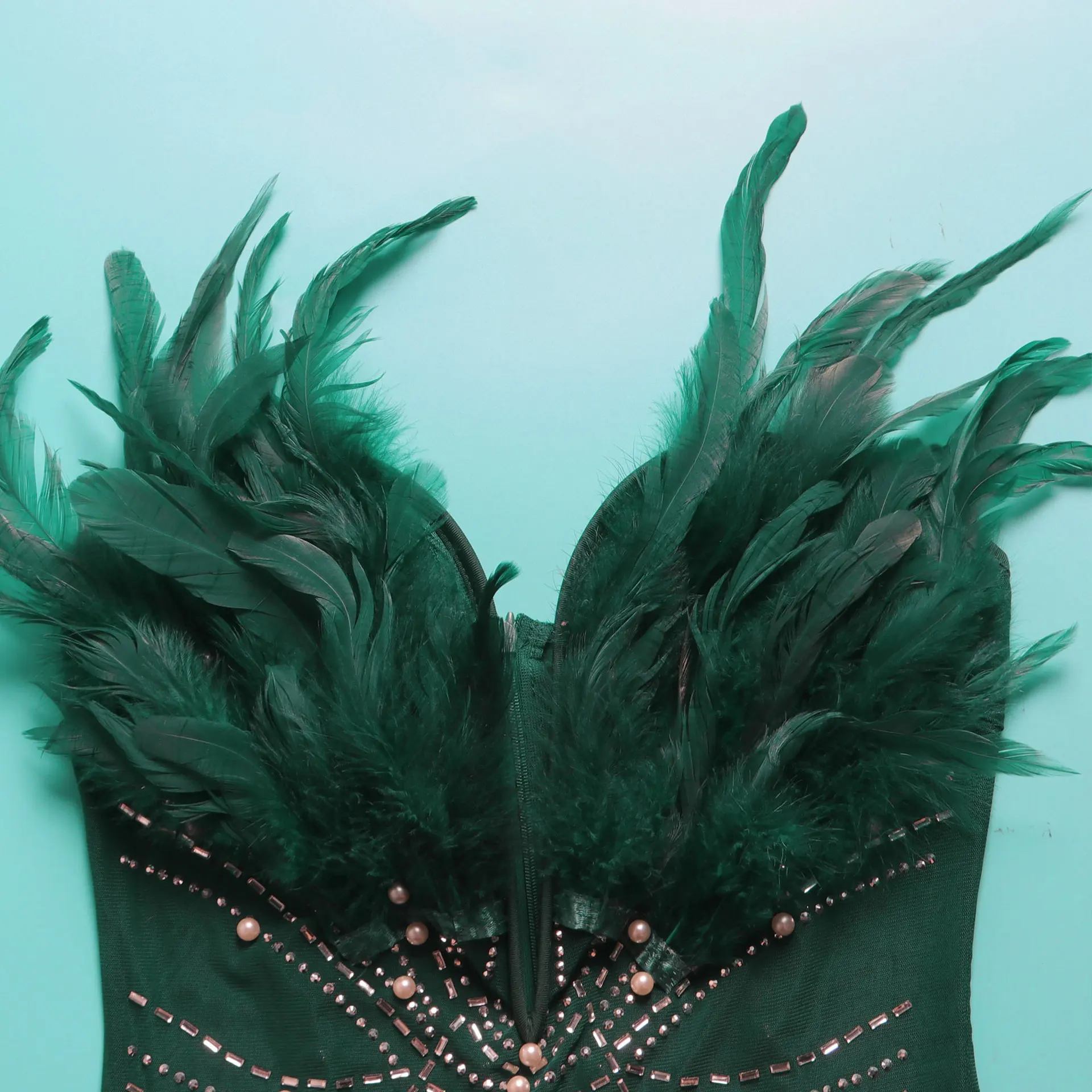 CM.YAYA Women Diamonds Hot Rhinestones Feather Mesh Strapless Plunging V-neck Bodycon Midi Dress 2023 Sexy Party Evening Dresses