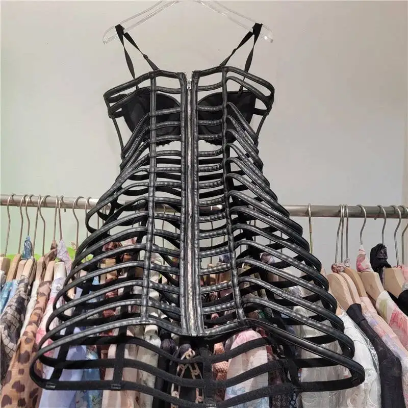 DEAT 2025 New Style Fashion Hollow Out Leather Dress For Women Heavy Industry Strapless Slim Fit Short Dresses Female 11A07880
