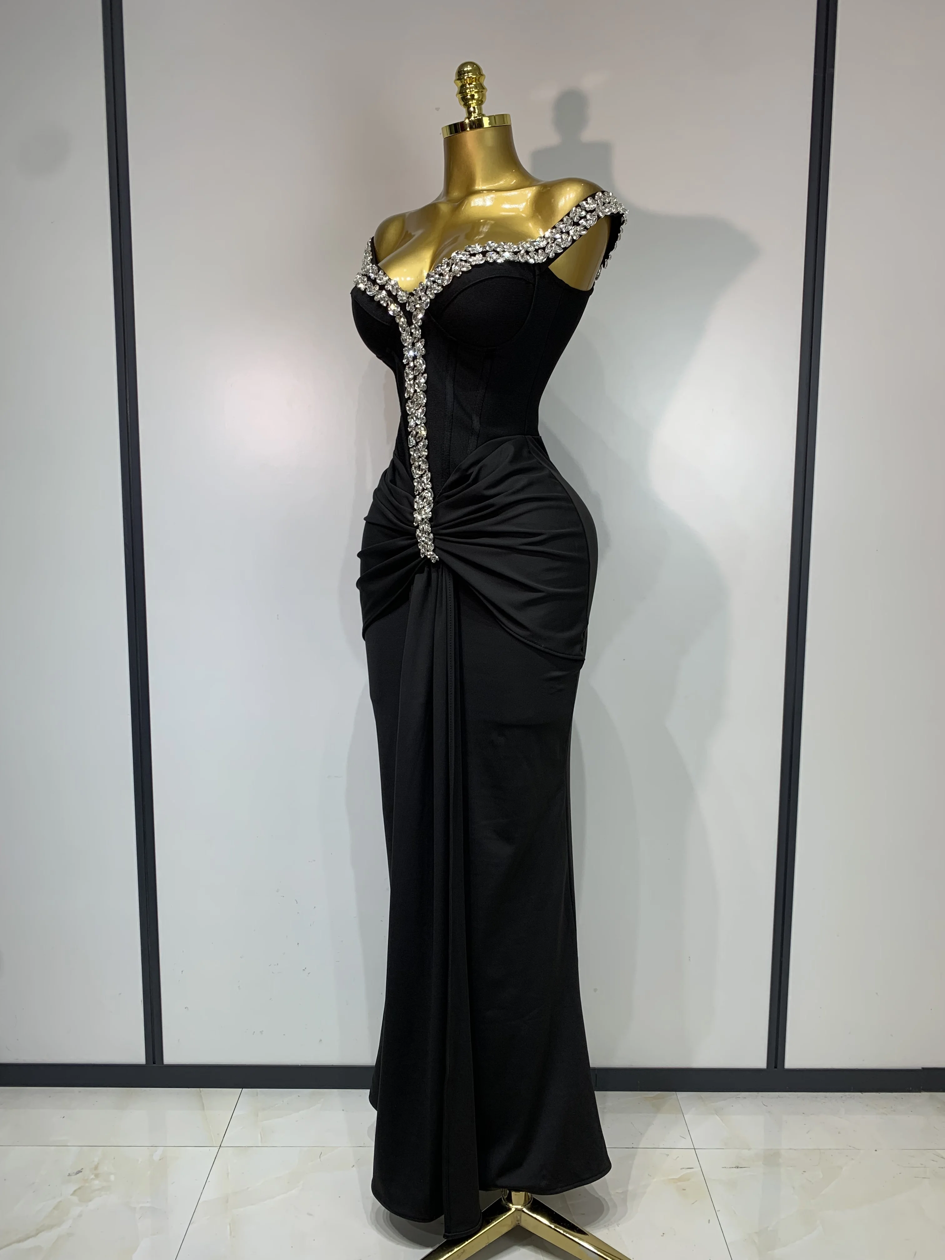 Women Sexy Off Shoulder Shinning Diamond Bodycon Long Bandage Dresses Elegant Evening Party Birthday Cocktail Wedding Gowns