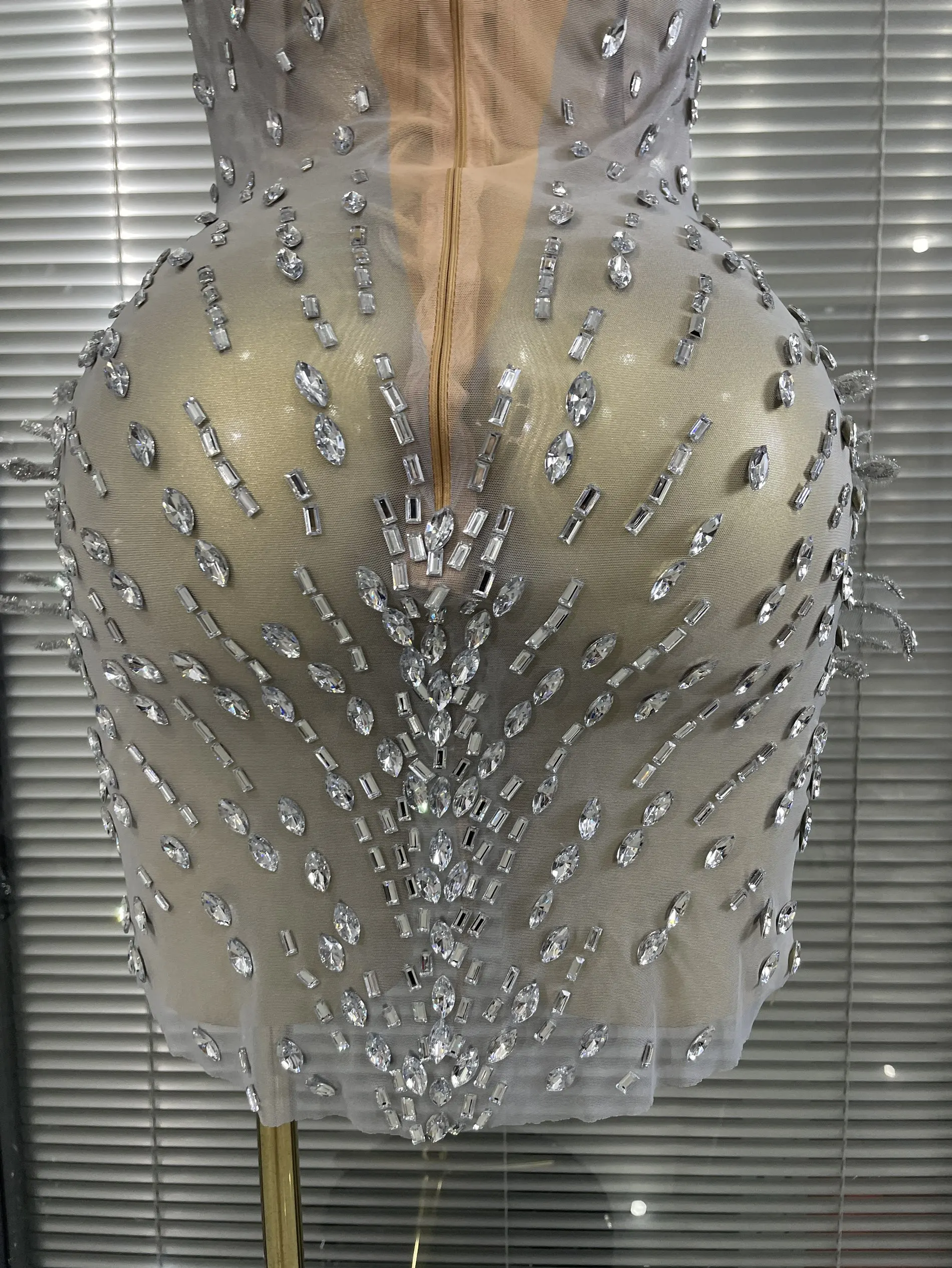 Luxury Women Sexy Silver Sparkly Diamonds Strapless Mini Dress Birthday Performance Costume Singer Stage Nightclub Outfit