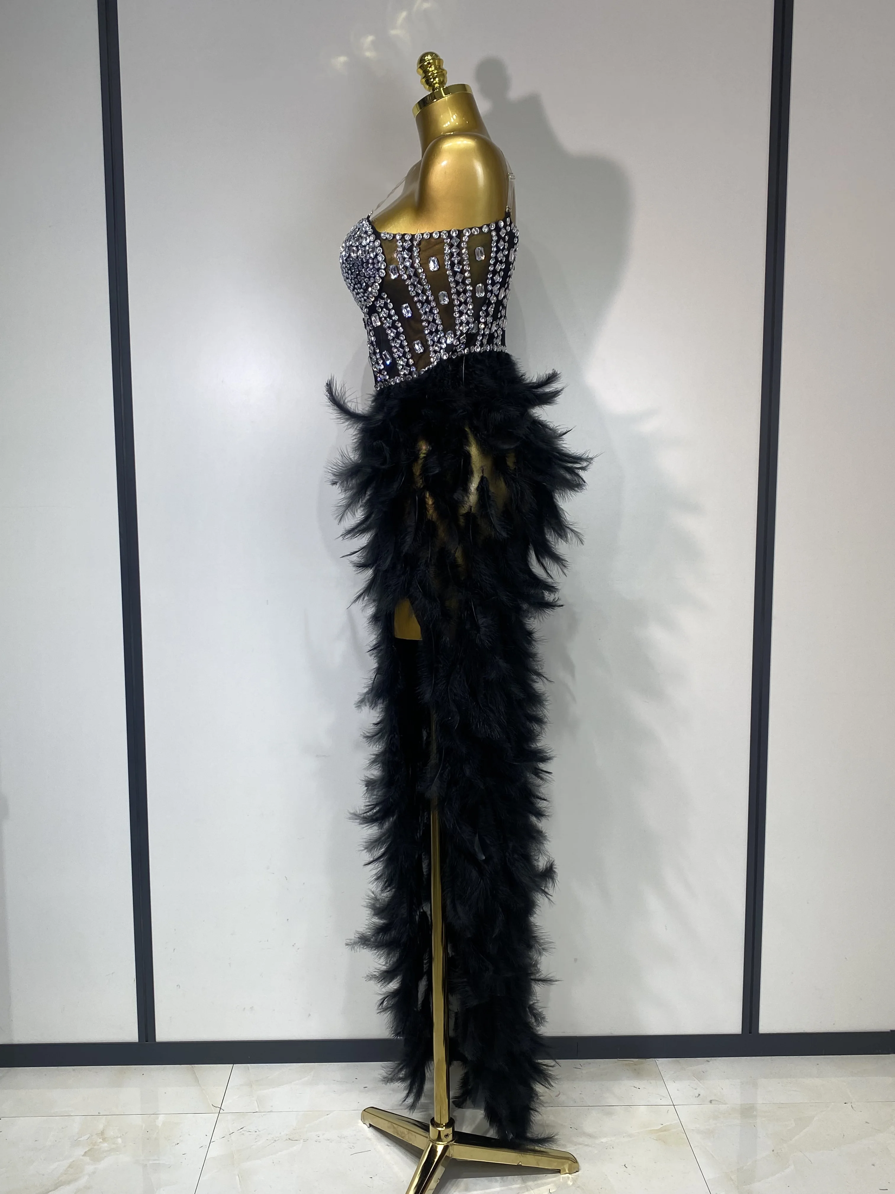 Women Sexy Sparkly Rhinestone Feather Mesh Long Dress Elegant Evening Party Celebrate Luxury Birthday Singer Stage Costume