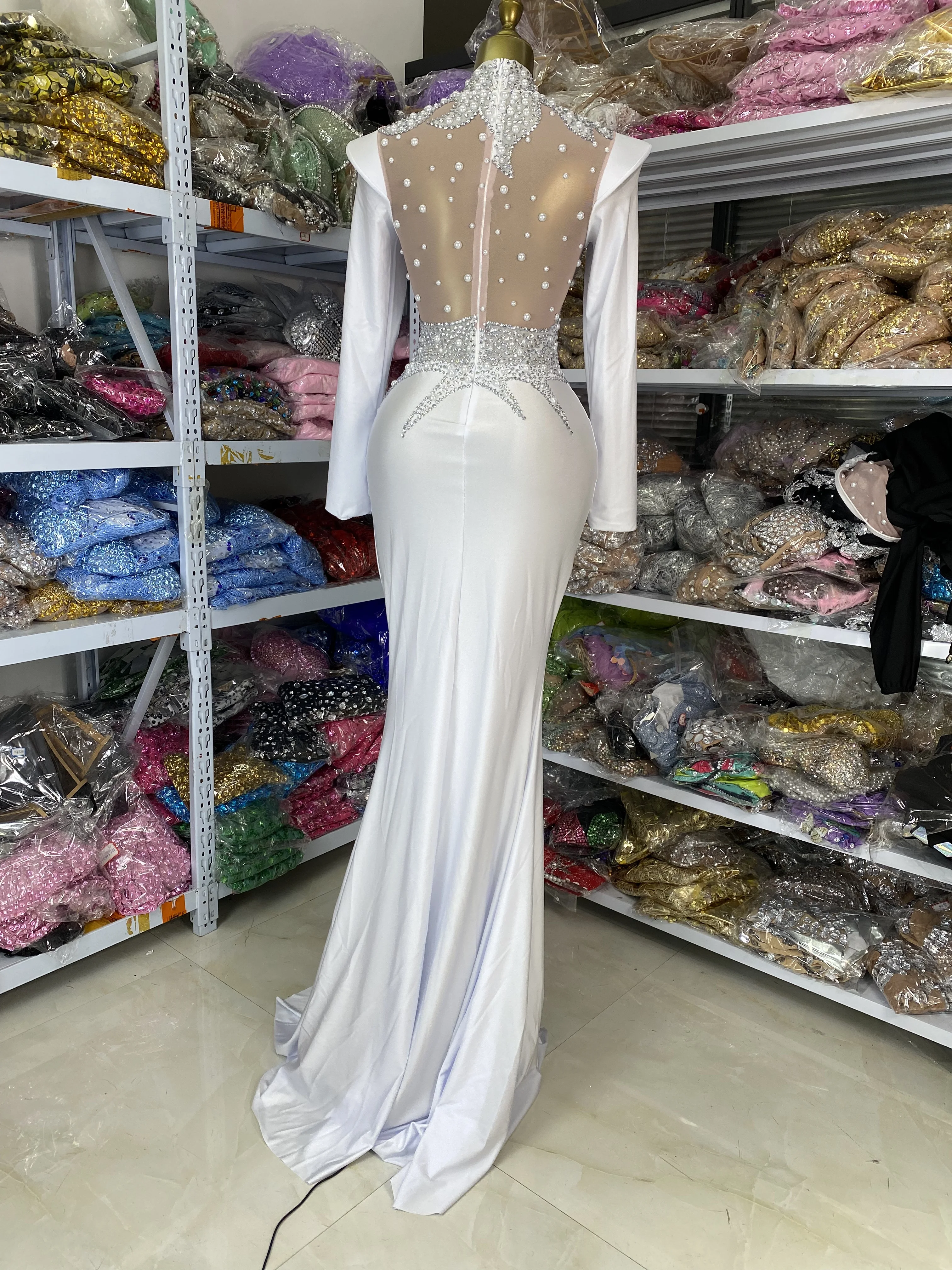 Women Luxury Designer White Sparkly Pearls Studded Rhinestones Long Sleeve Maxi Long Celebrity Wedding Evening Party Gala Gowns