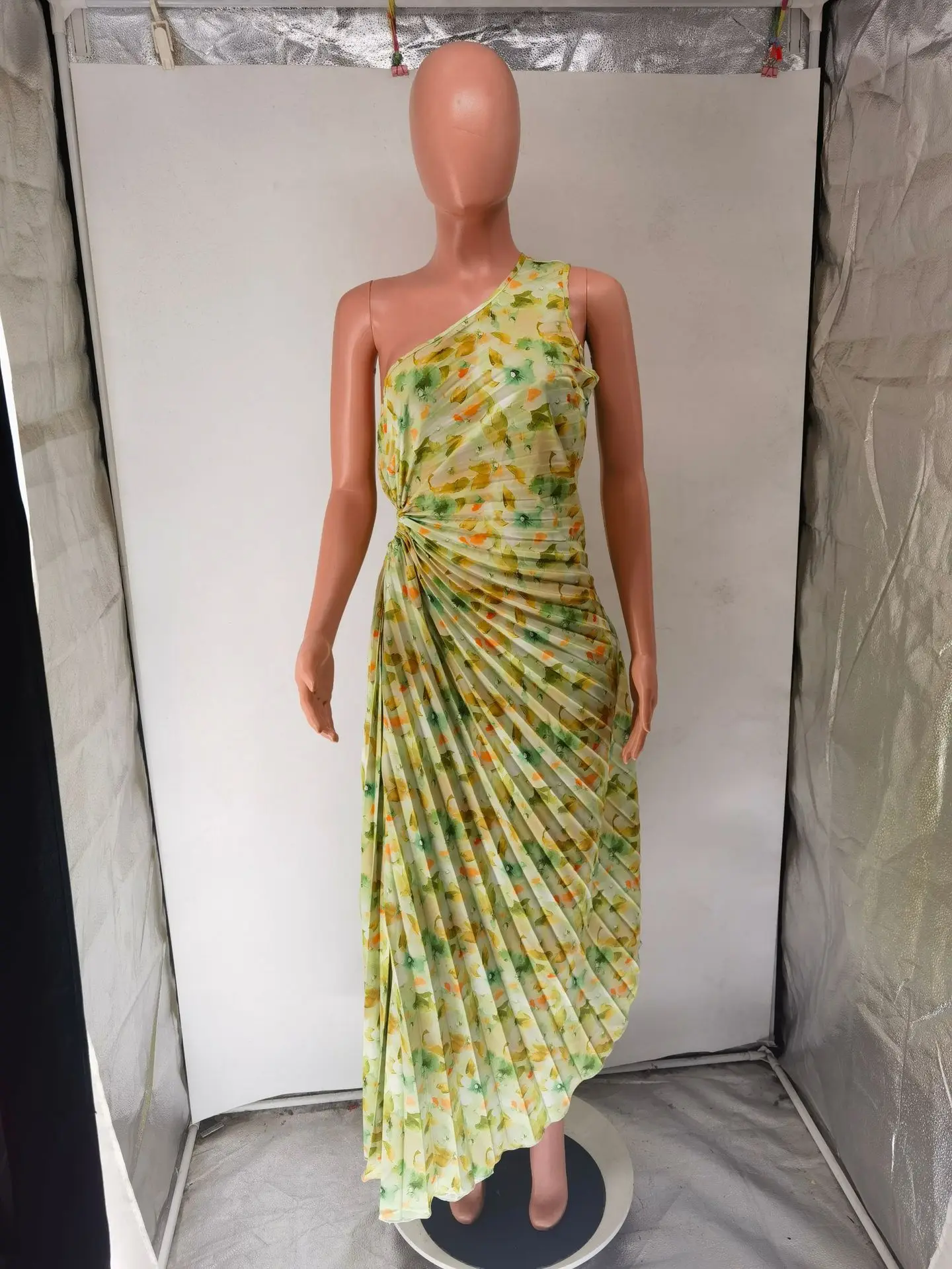 HH Fashion Elegant Female One Shoulder Ruffled Slim Long Dress Women Summer Sexy Waist Hollow Out Backless Sleeveless Dress