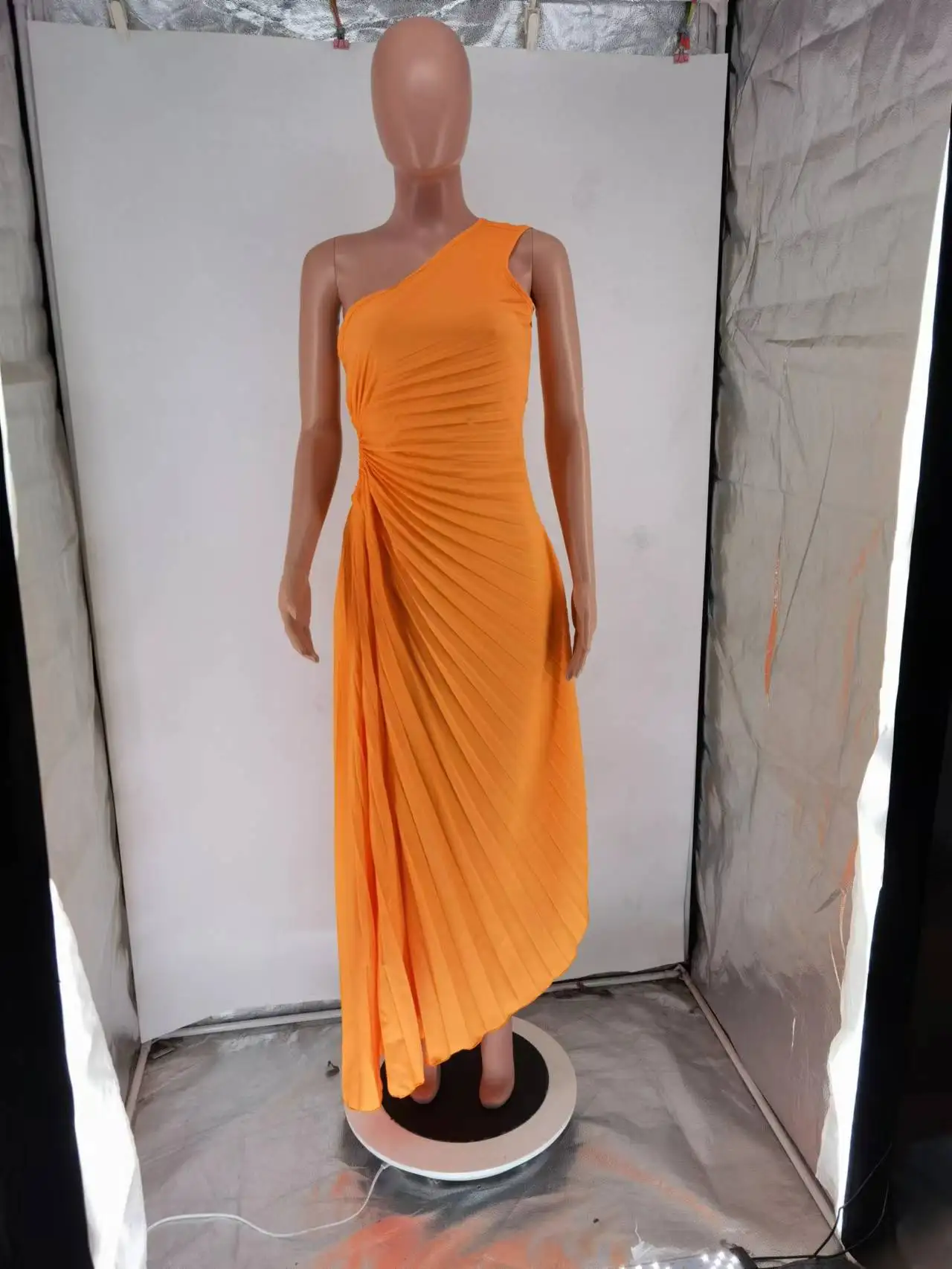 HH Fashion Elegant Female One Shoulder Ruffled Slim Long Dress Women Summer Sexy Waist Hollow Out Backless Sleeveless Dress