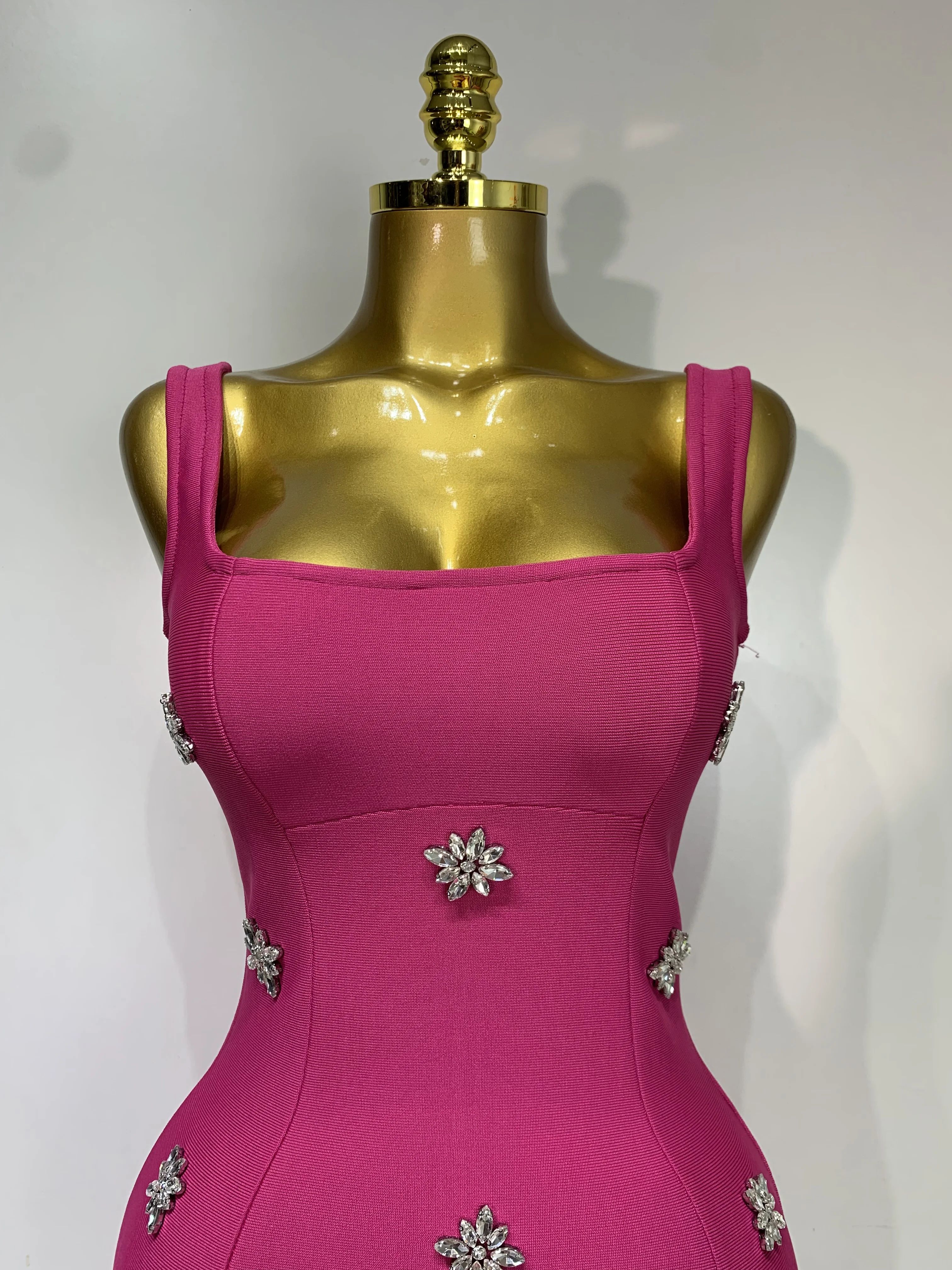 Women Sexy Square Collar Sparkly Rhinestone Bodycon Mini Bandage Dress Celebrate Evening Party Elegant Luxury Birthday Dress