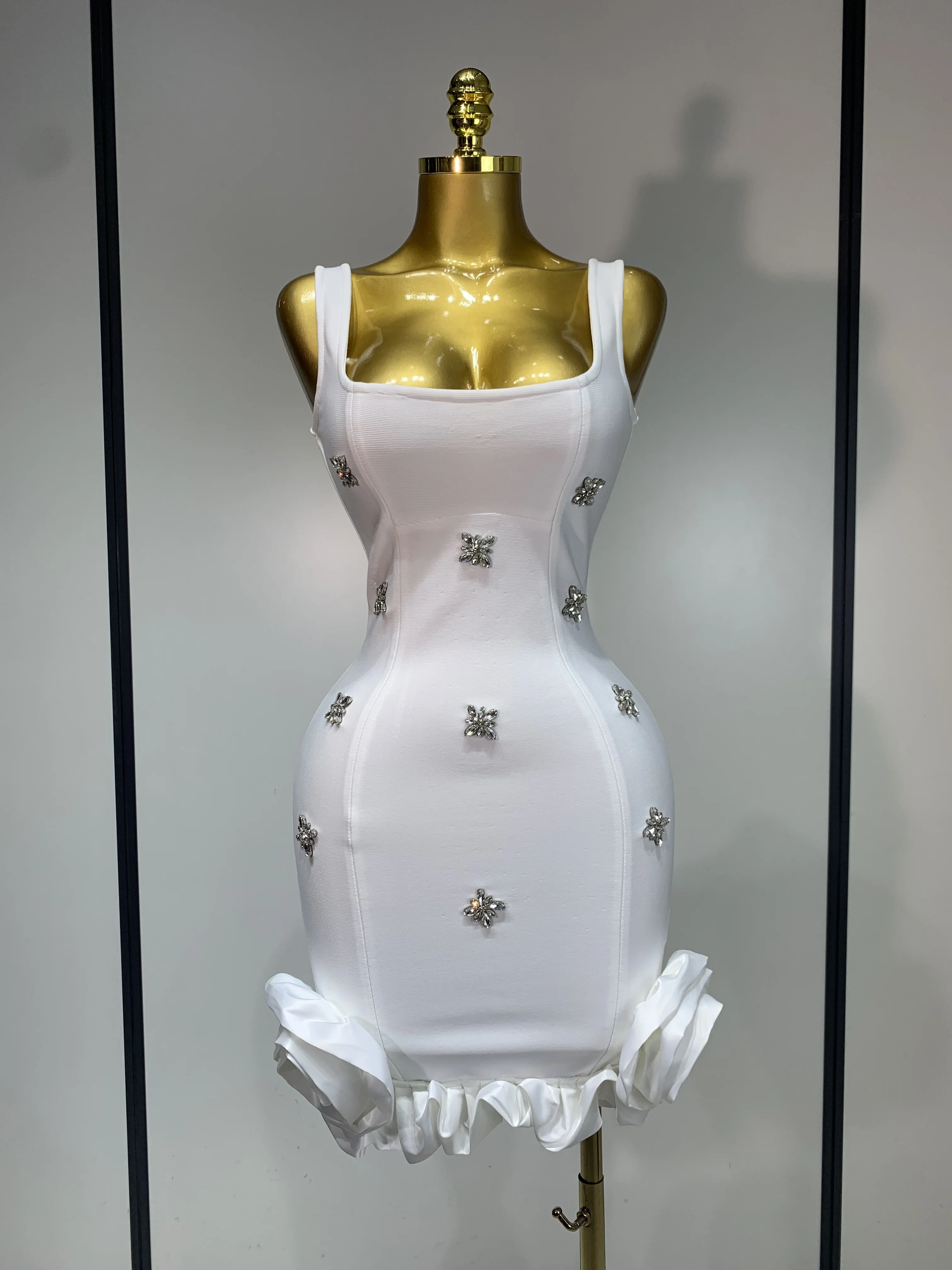 Women Sexy Square Collar Sparkly Rhinestone Bodycon Mini Bandage Dress Celebrate Evening Party Elegant Luxury Birthday Dress