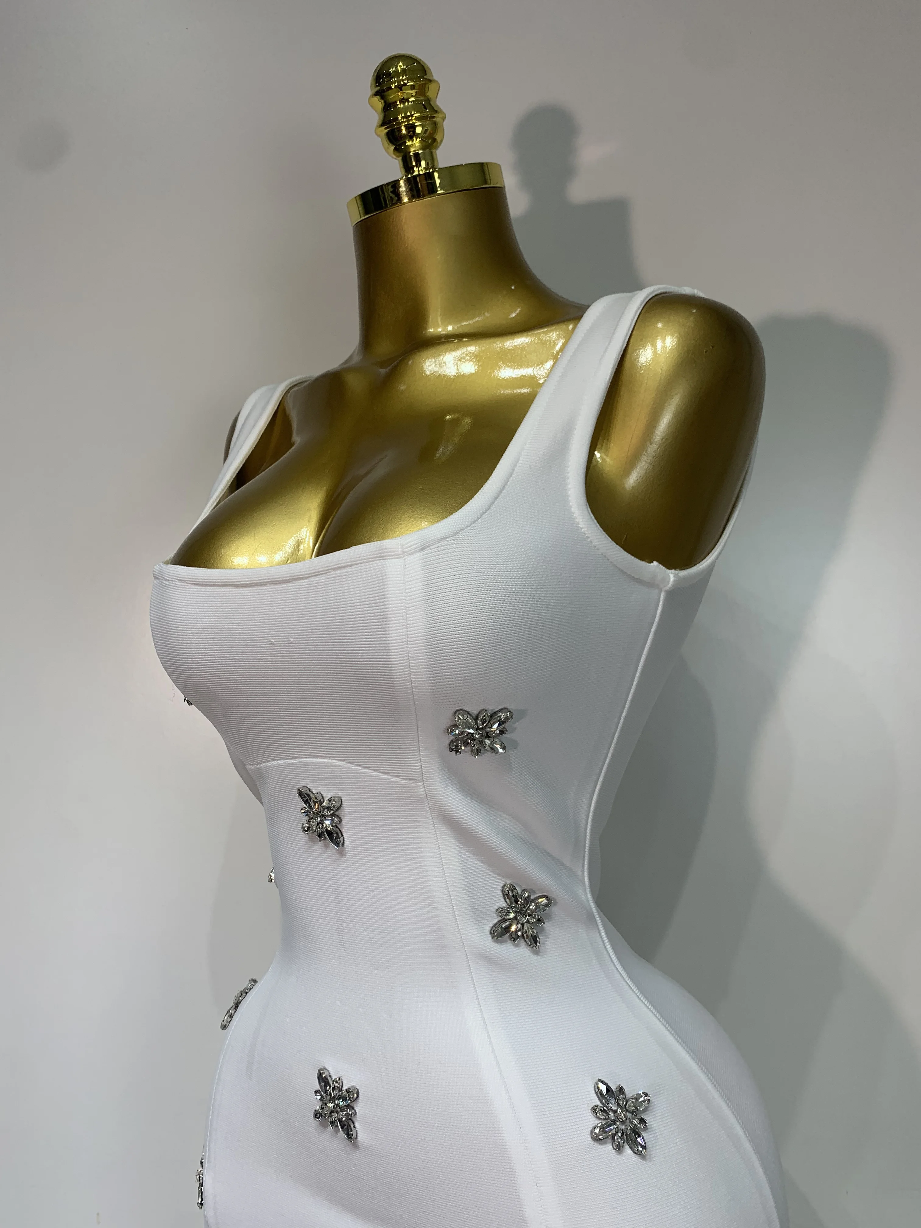 Women Sexy Square Collar Sparkly Rhinestone Bodycon Mini Bandage Dress Celebrate Evening Party Elegant Luxury Birthday Dress