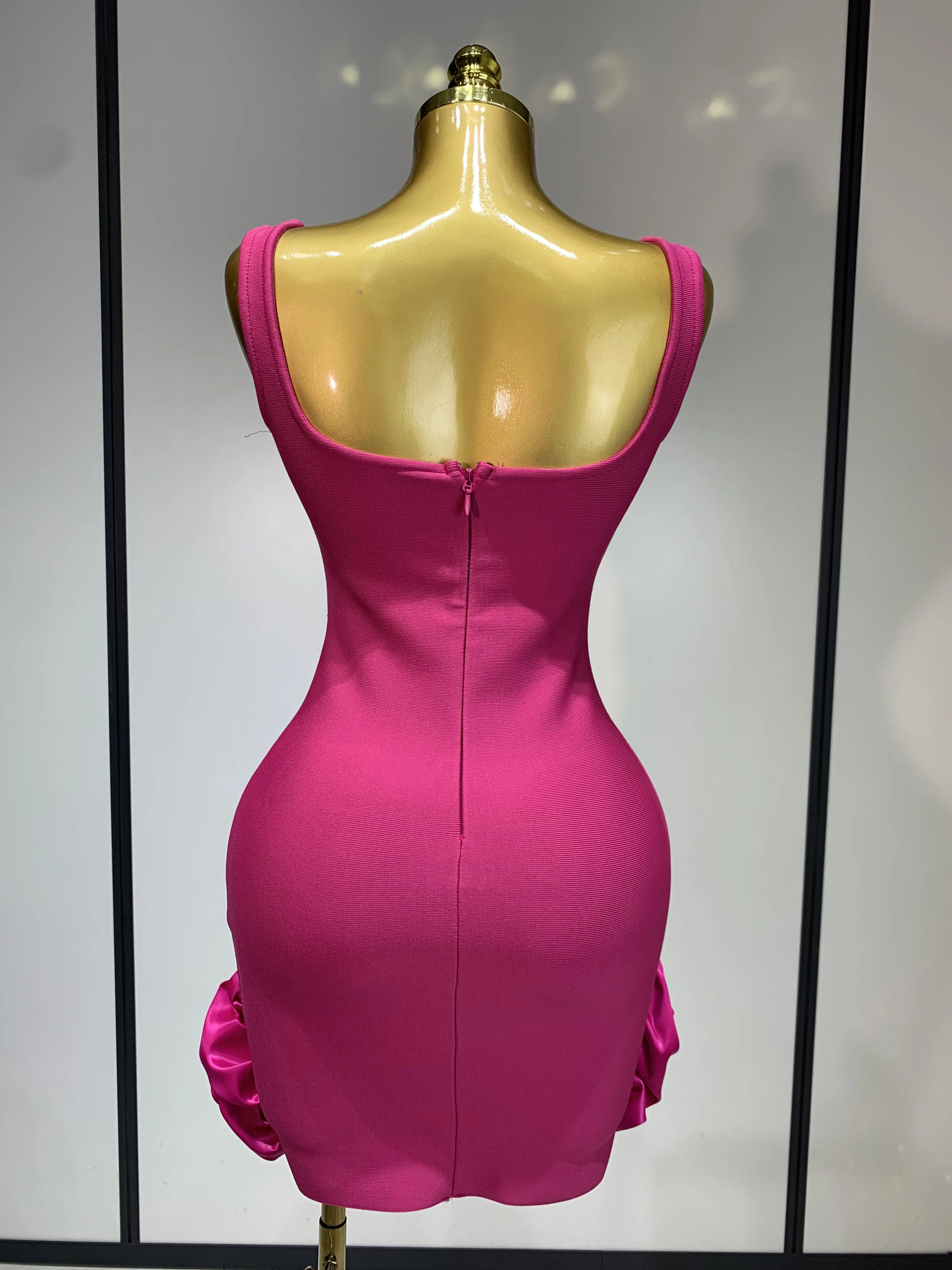 Women Sexy Square Collar Sparkly Rhinestone Bodycon Mini Bandage Dress Celebrate Evening Party Elegant Luxury Birthday Dress