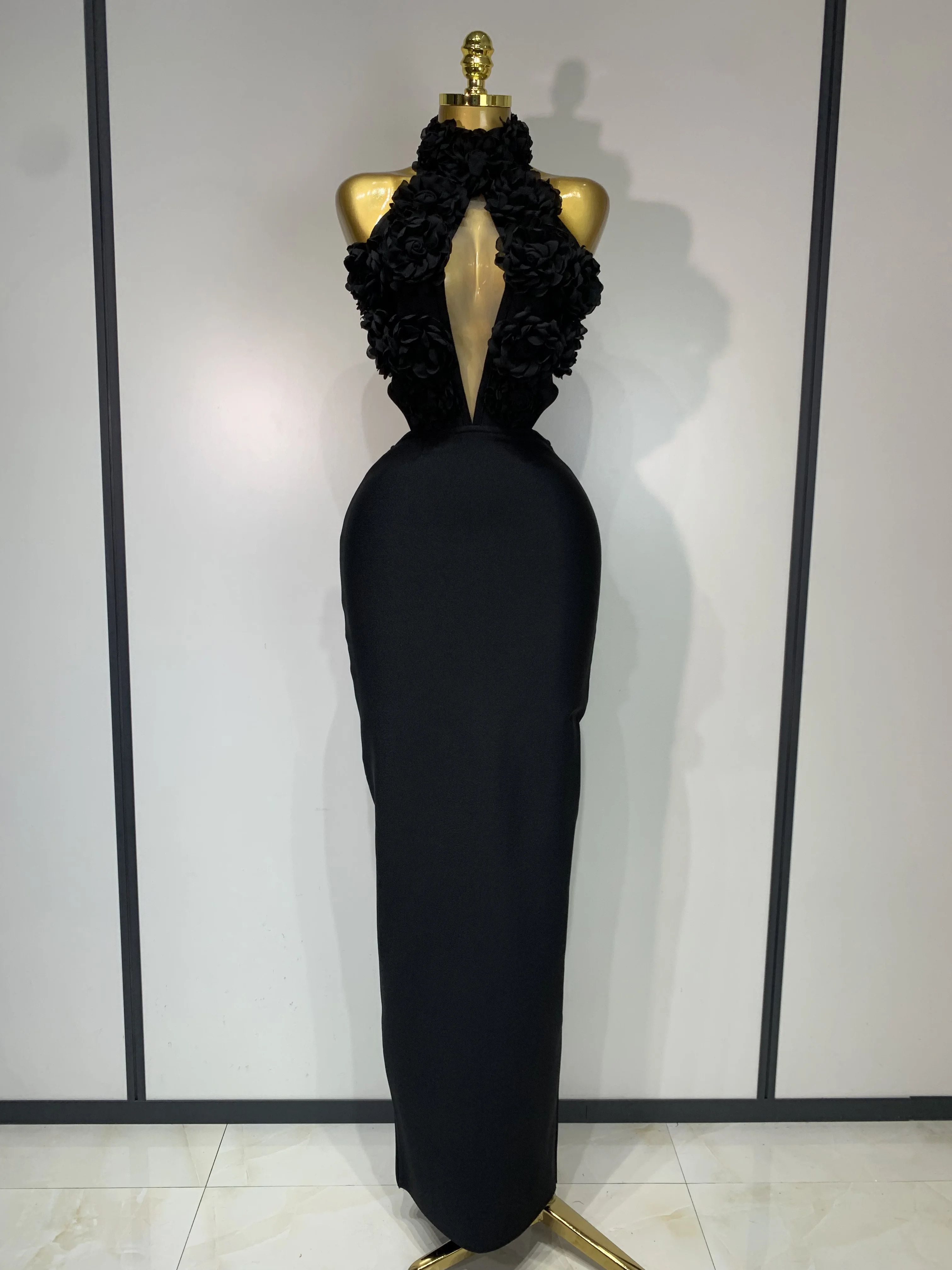 2025 New Women Sexy Halter Hollow Out Flowers Bodycon Bandage Dress Red Backless Elegant Party Luxury Birthday Wedding Dresses