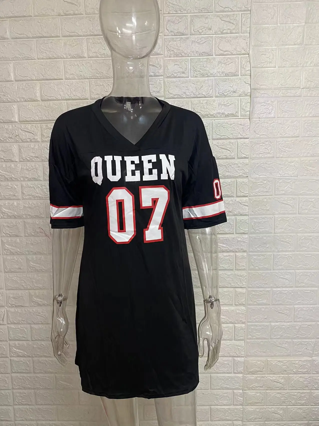 2025 New Fashion V-Neck Queen Letters Print Dress Short Sleeve Basketball Sporty Style Sexy Loose Female Clothing Streetwear