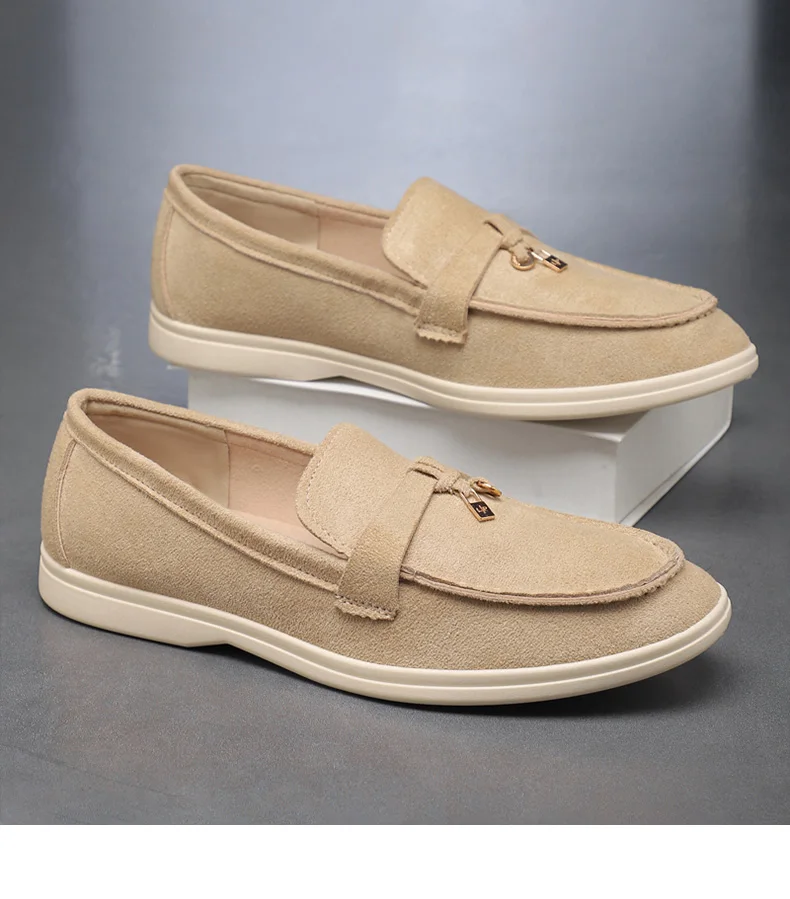 New Shoes for Man Suede Leather Casual Shoes Fashion Tassels Flat Driving Shoes Street Cool Lace-up Loafers