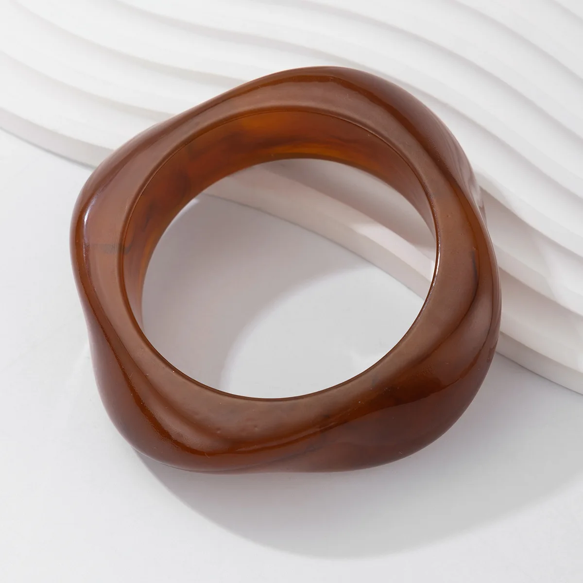 KMVEXO Vintage Punk Brown Coffee Thick Resin Acrylic Bangles Geometric Irregular Wide Cuff Bangle Bracelet For Women Men Jewelry