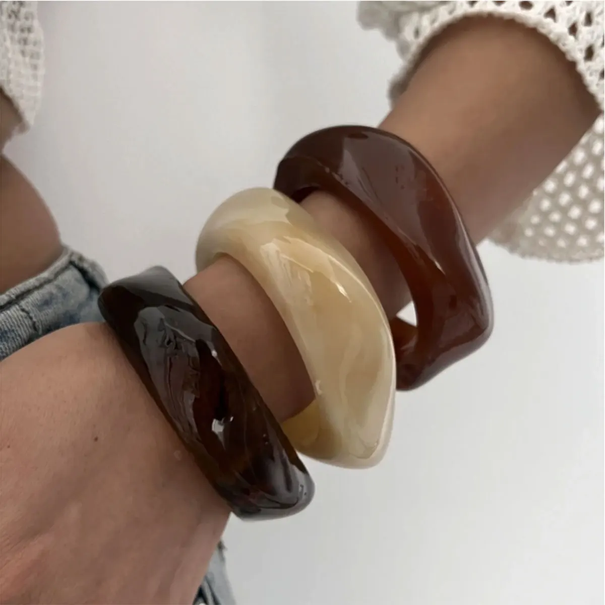 KMVEXO Vintage Punk Brown Coffee Thick Resin Acrylic Bangles Geometric Irregular Wide Cuff Bangle Bracelet For Women Men Jewelry