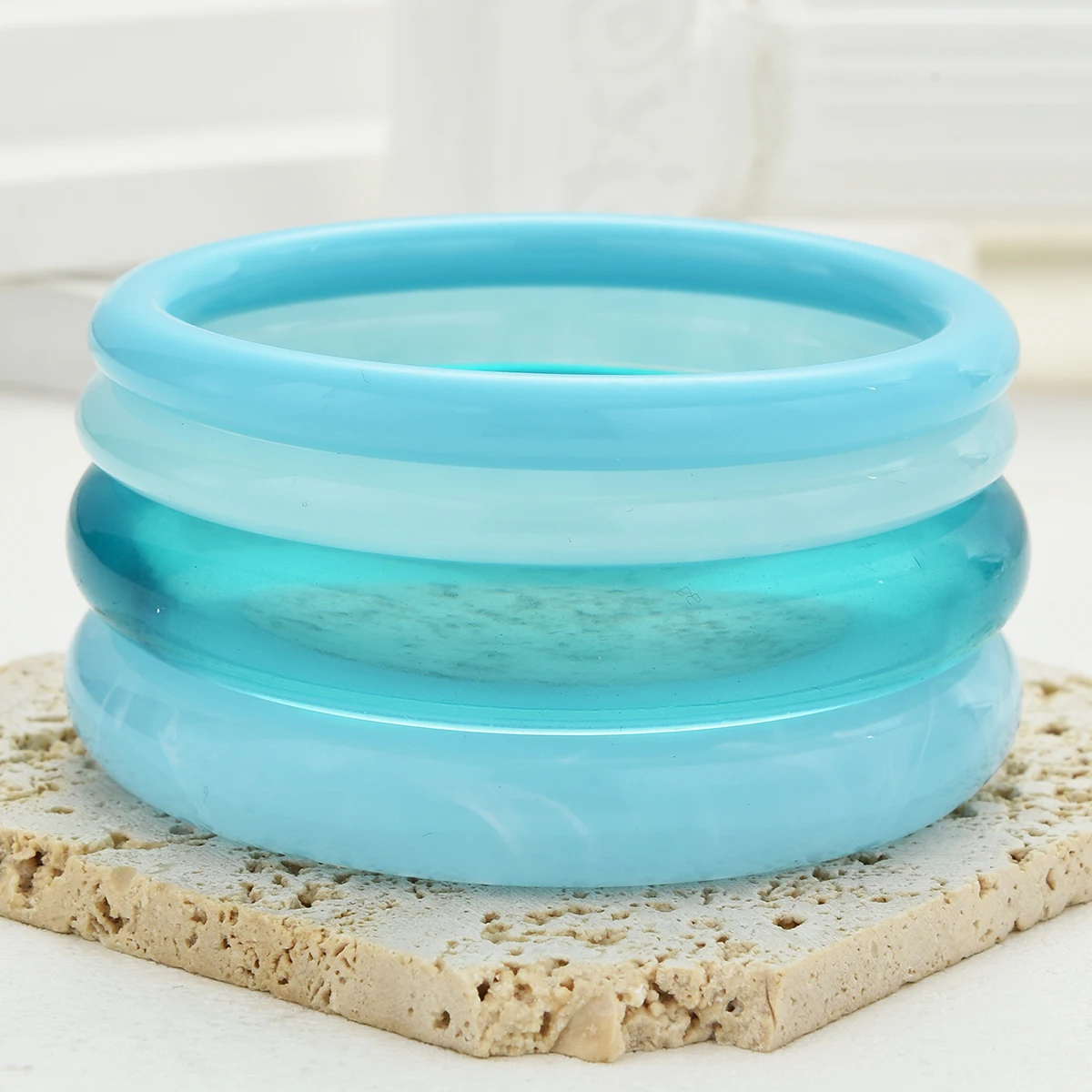 4 Pcs Bohemia Resin Bracelet Set For Women Fashion Beach Vacation Bangle Stackable Lightweight Jewelry For Party Daily Wear Gift