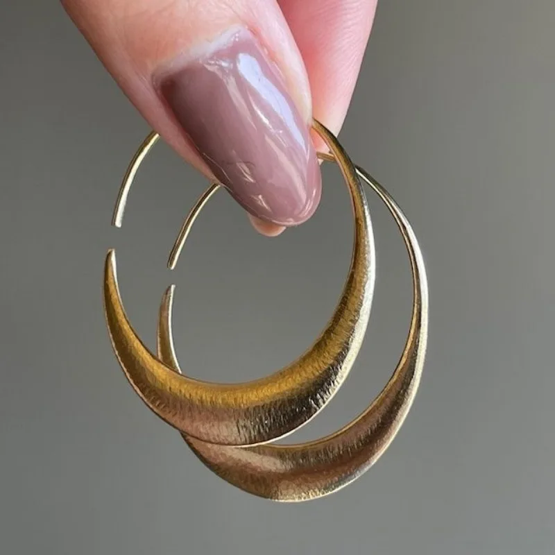 Elegant Concise Design Golden Plated Hoop Earrings for Women Bohemian Style Daily Versatile for Wedding Vintage Perfect Jewelry