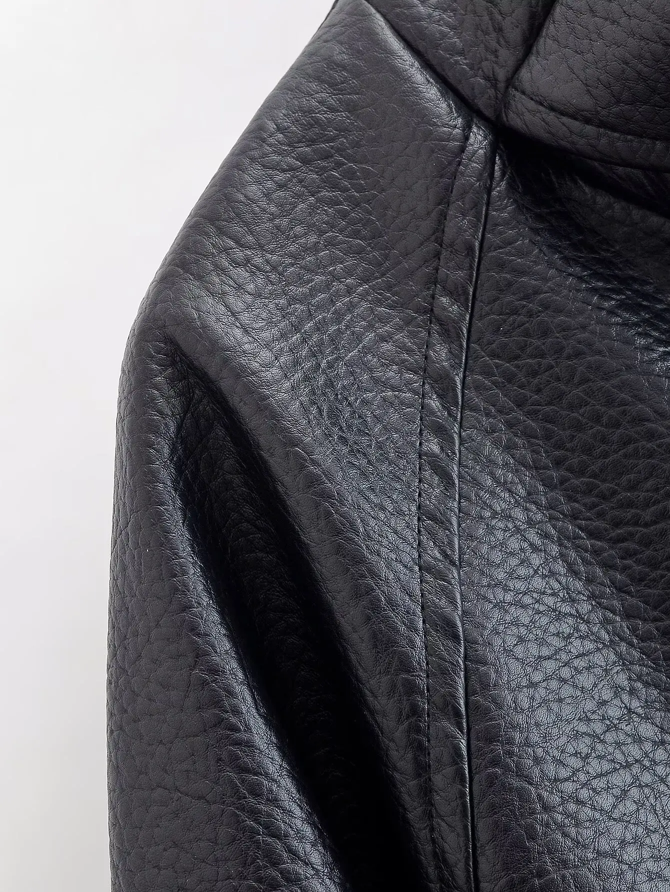 TFAFXY Women Leather Jacket Black Long Sleeve Zippers Pocket Stand Collar Female Coat 2026 Spring Autumn Lady New Outwear Y2K