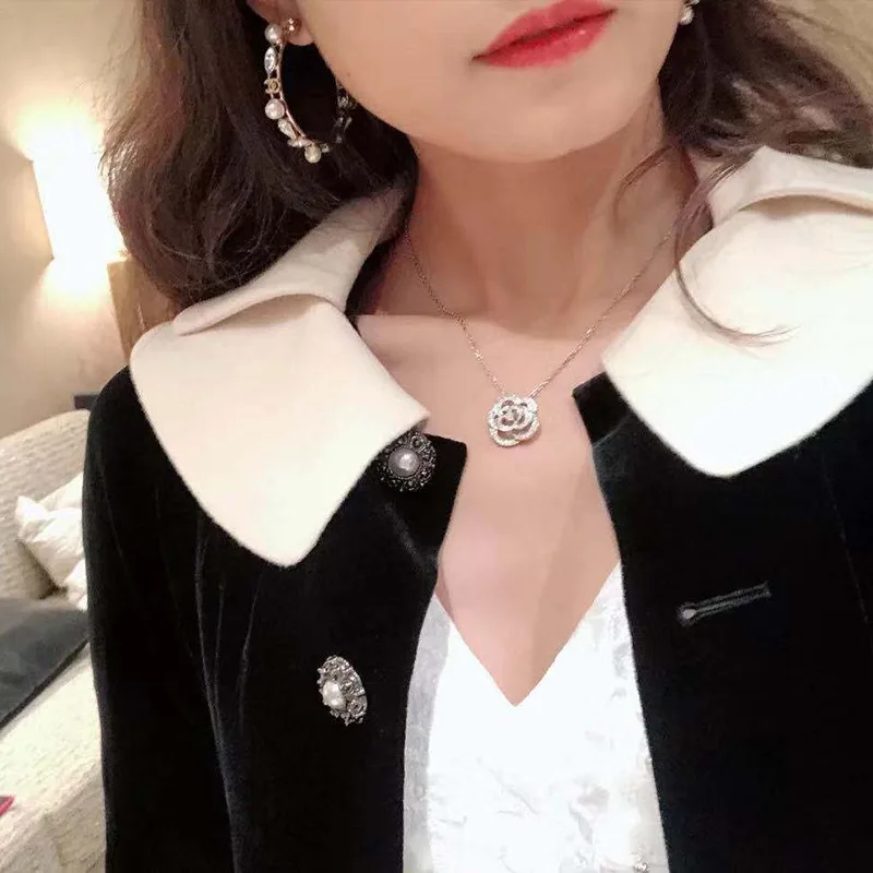 Luxury Camellia Pendant Necklace for Women Fashion AAA Cubic Zirconia Adjustable Clavicle Chain Classical Jewelry Z187