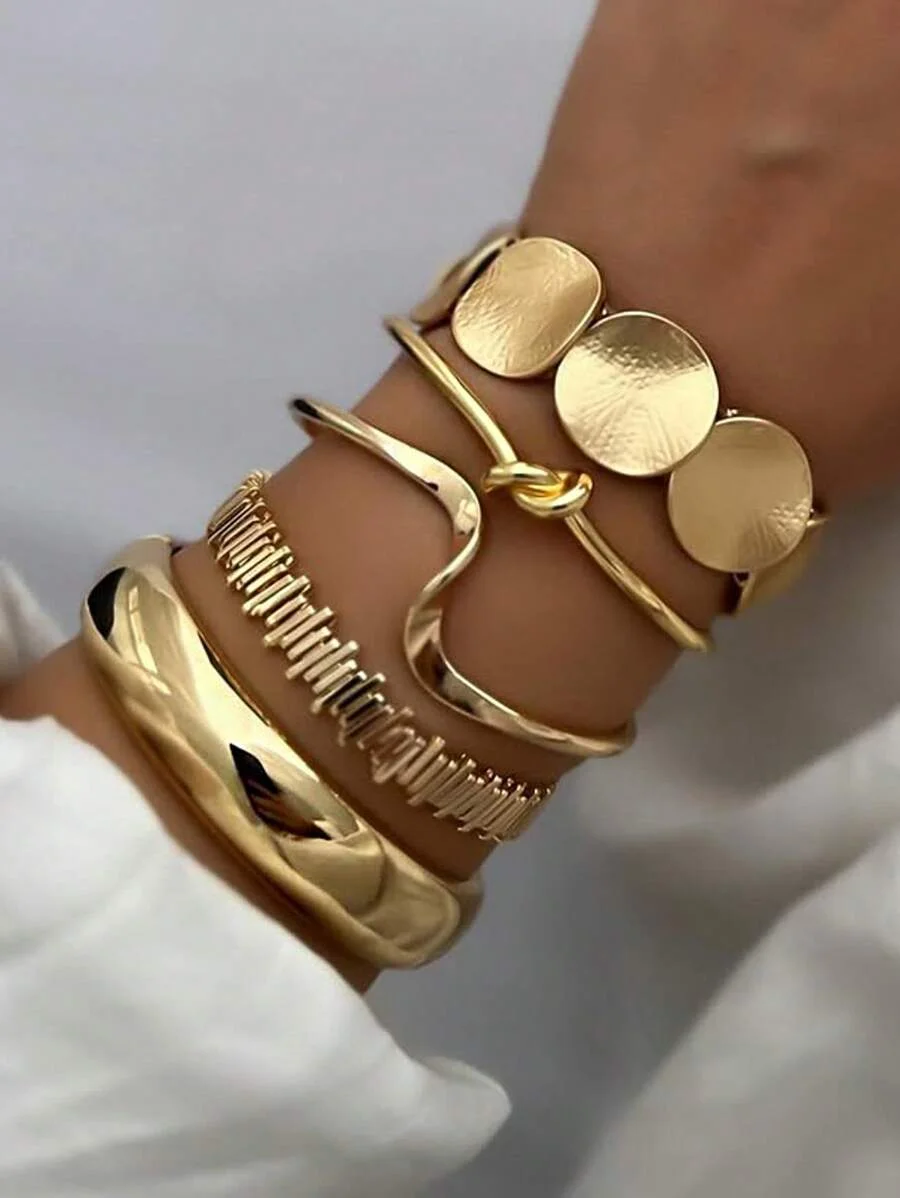 Retro Boho Minimalist Bracelets Set For Women Luxury Exaggerated Geometric Design Wide Metal Bangles Daily Wear Jewelry Gift New
