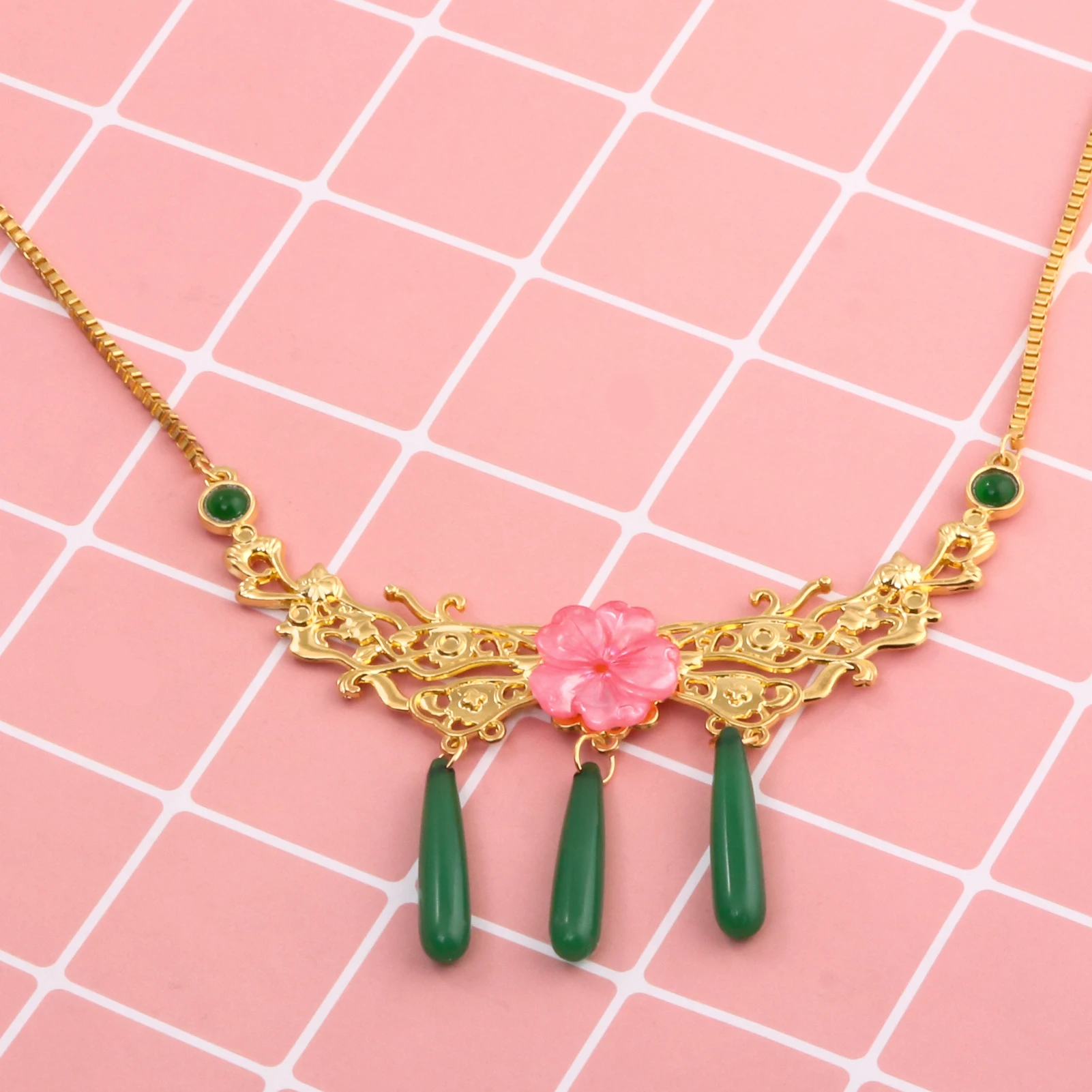 4Pcs/Set The Apothecary Diaries Pendant Badge Hairpin Maomao Choker Cosplay Emerald Gemstone Women Jewelry Valentine's Day Gift