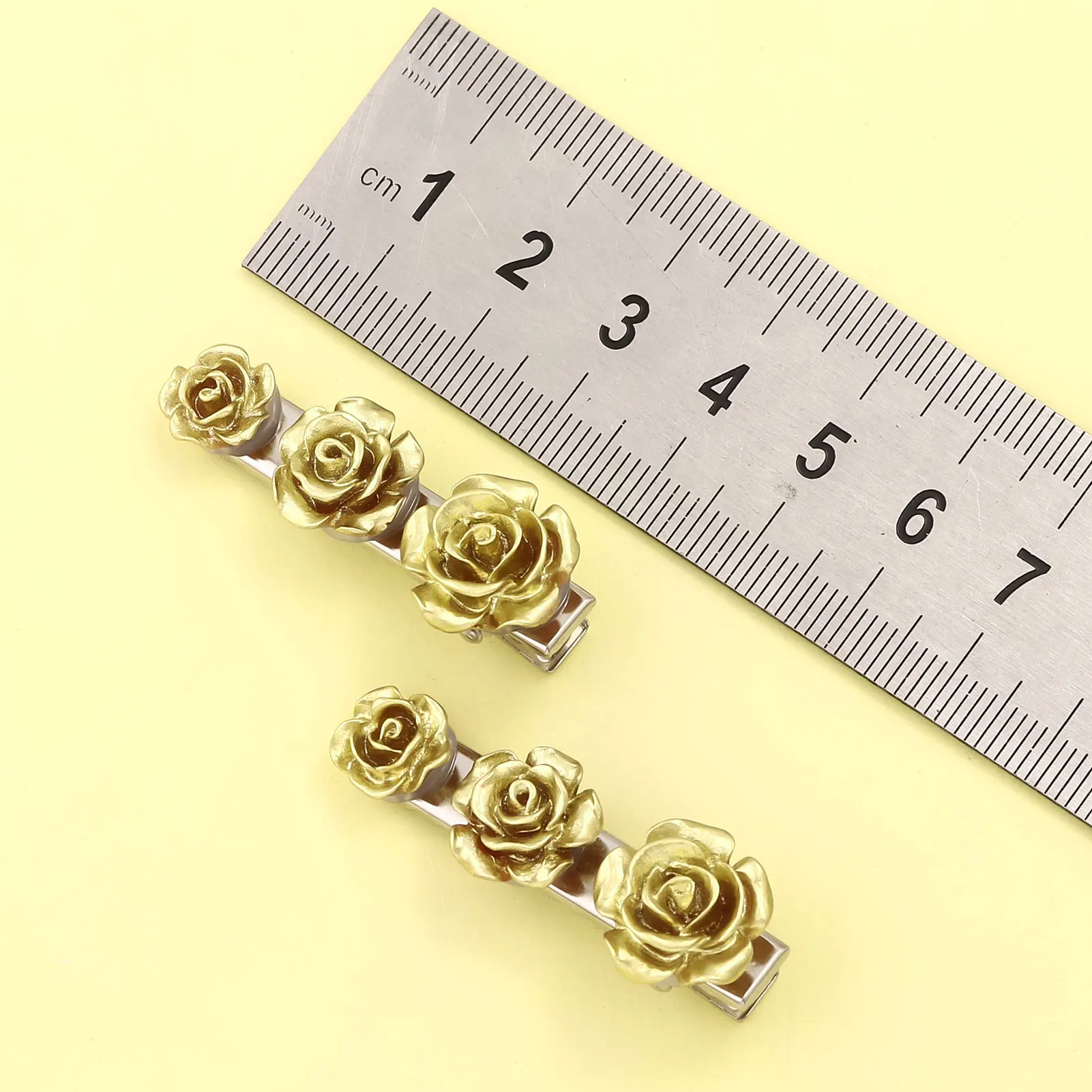 4Pcs/Set The Apothecary Diaries Pendant Badge Hairpin Maomao Choker Cosplay Emerald Gemstone Women Jewelry Valentine's Day Gift
